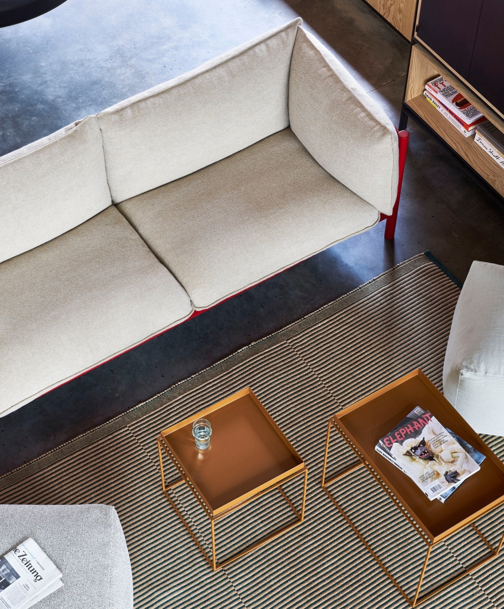 HAY Tray pöytä 40x60 toffee - Laatukaluste