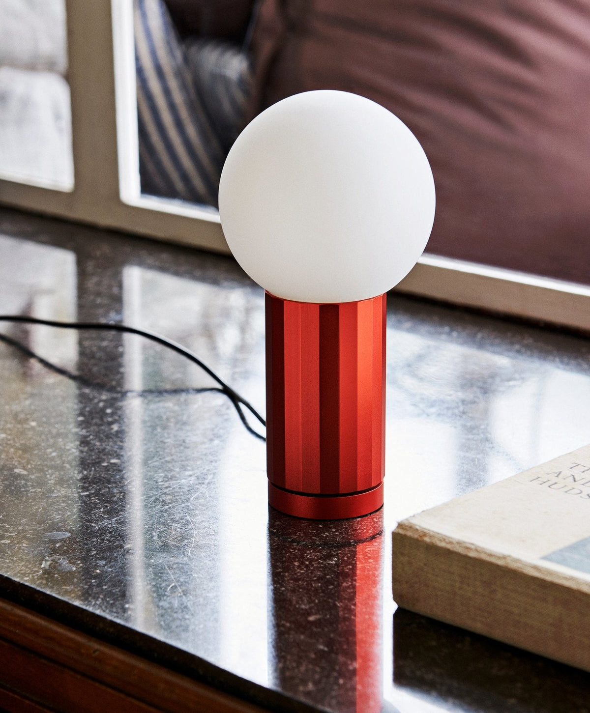 HAY Turn On pöytävalaisin oranssi - Laatukaluste