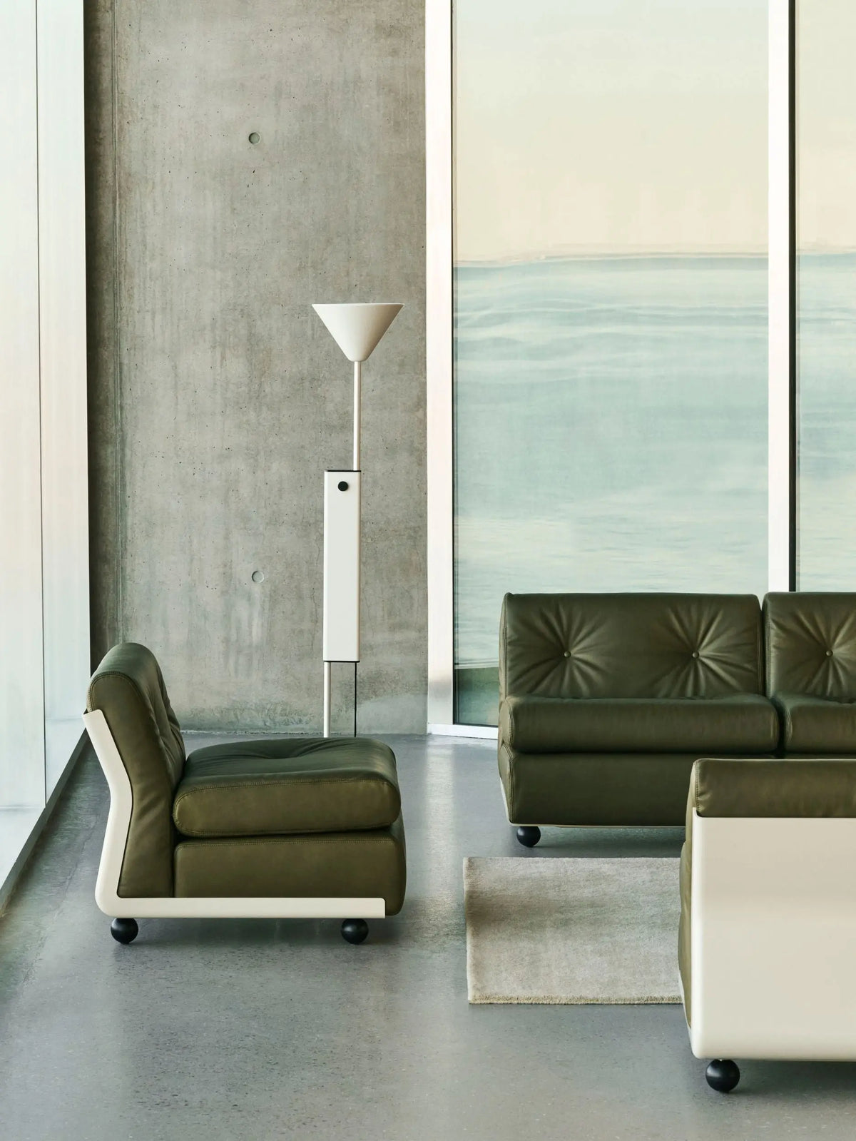 HAY Twist lattiavalaisin kermanvalkoinen HAY