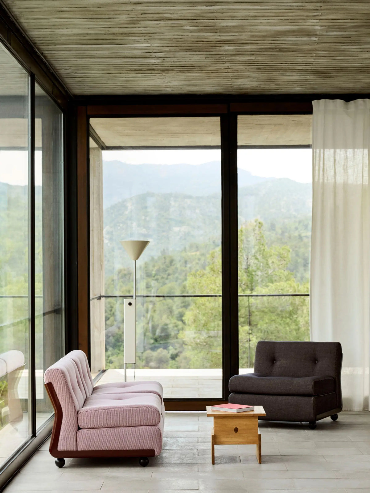 HAY Twist lattiavalaisin kermanvalkoinen HAY