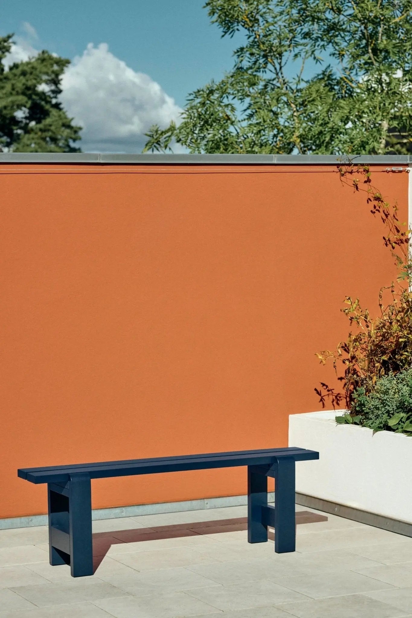 HAY Weekday penkki 140cm tummansininen - Laatukaluste