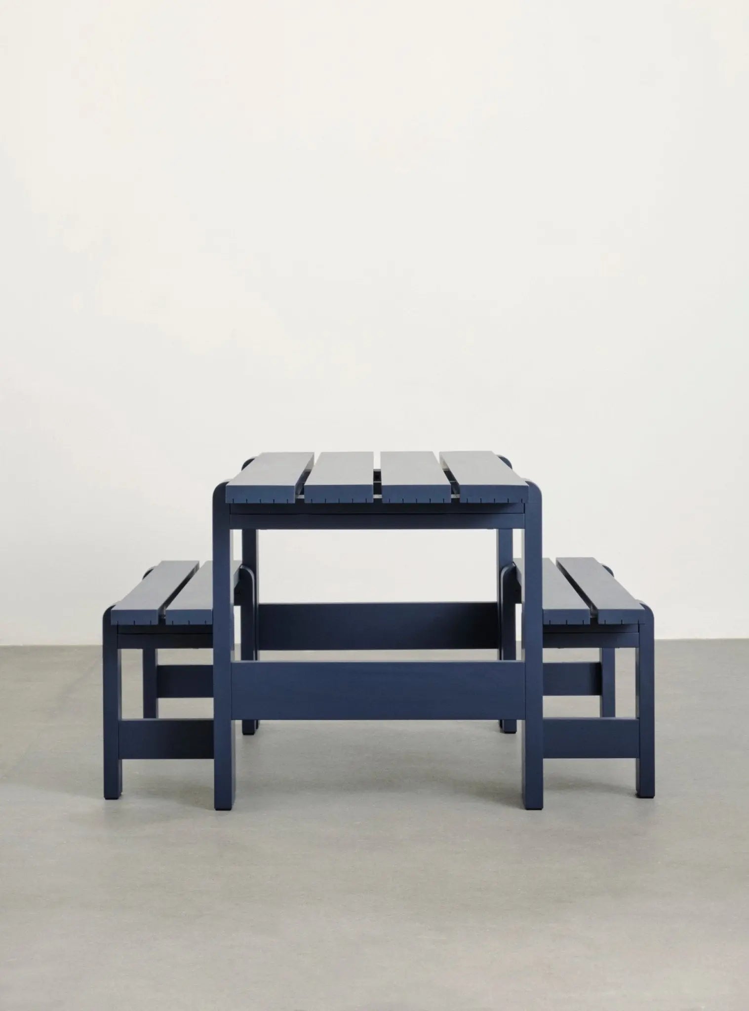 HAY Weekday pöytä 230x83 tummansininen - Laatukaluste