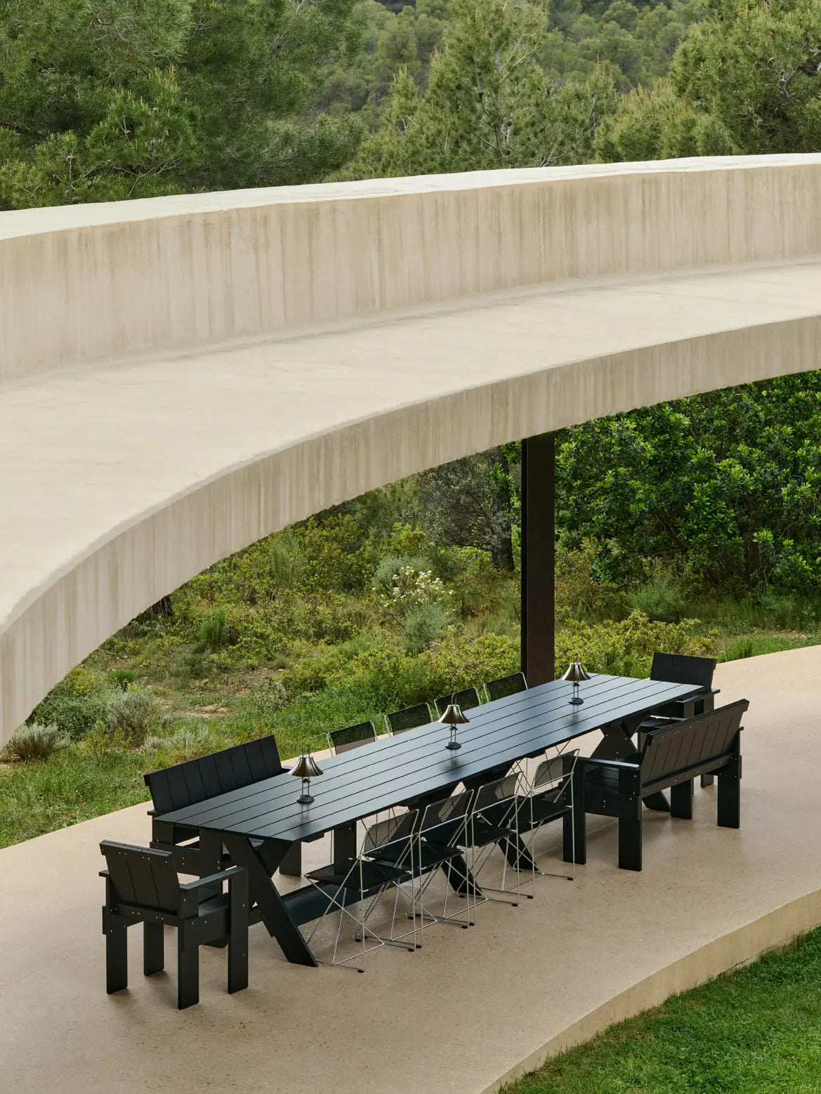 HAY X-Line Outdoor tuoli musta/galvanoitu HAY