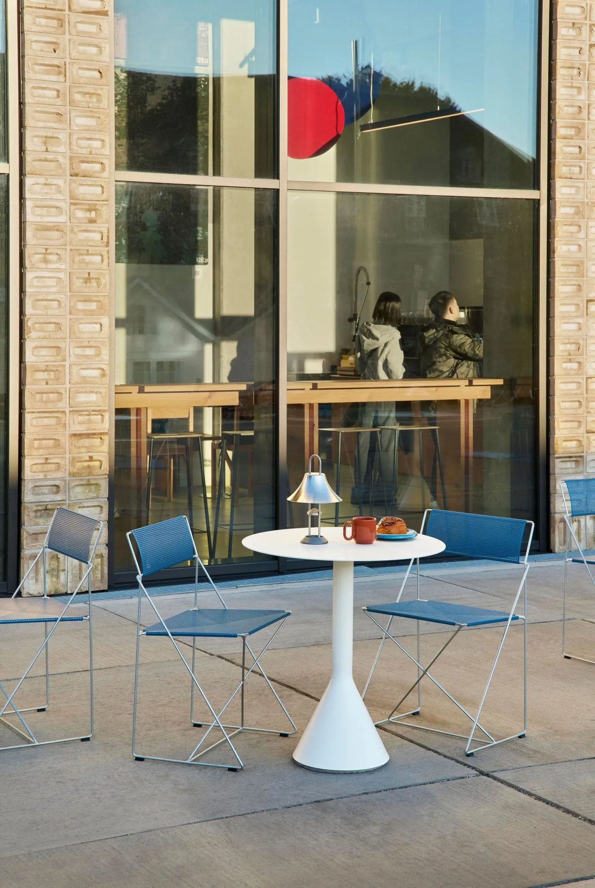 HAY X-Line Outdoor tuoli sininen/galvanoitu HAY