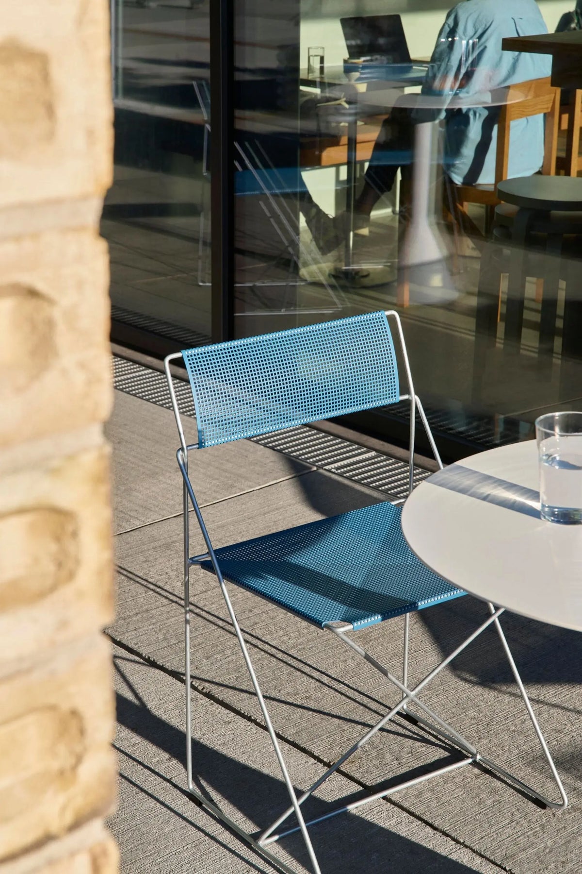 HAY X-Line Outdoor tuoli sininen/galvanoitu HAY