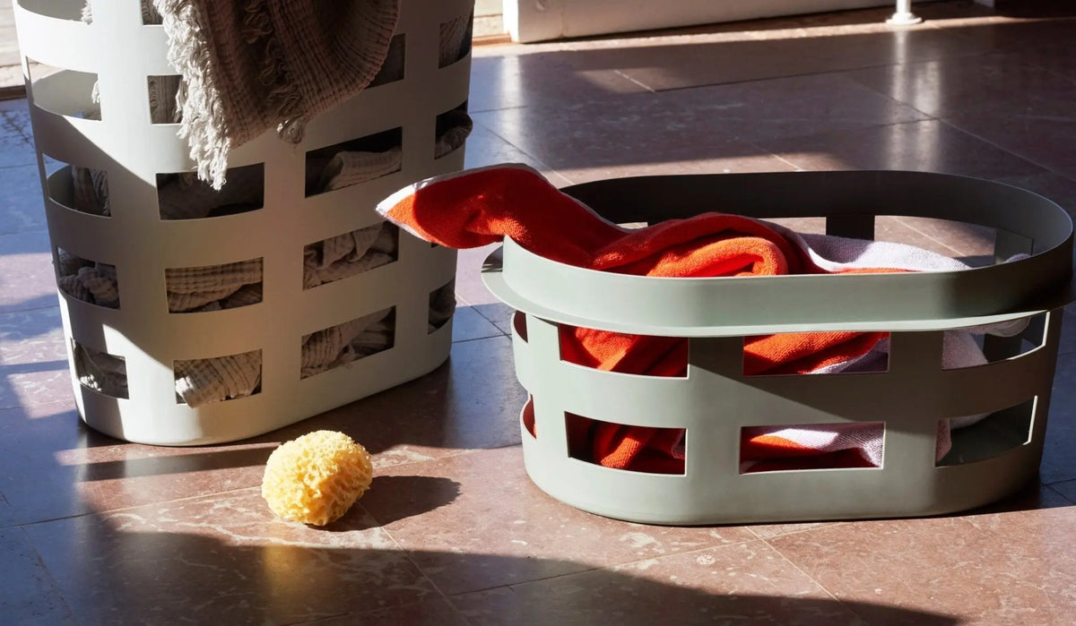 HAY pyykkikori S tummanvihreä - Laatukaluste