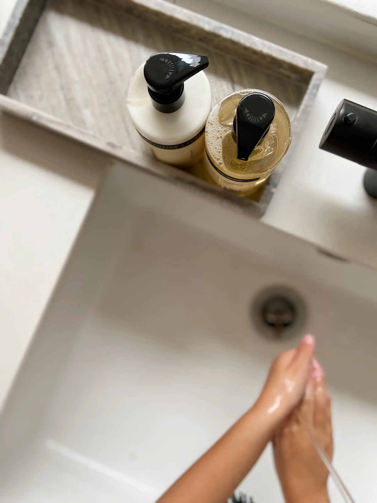 Humdakin marmoritarjotin 30x15 ruskea Humdakin