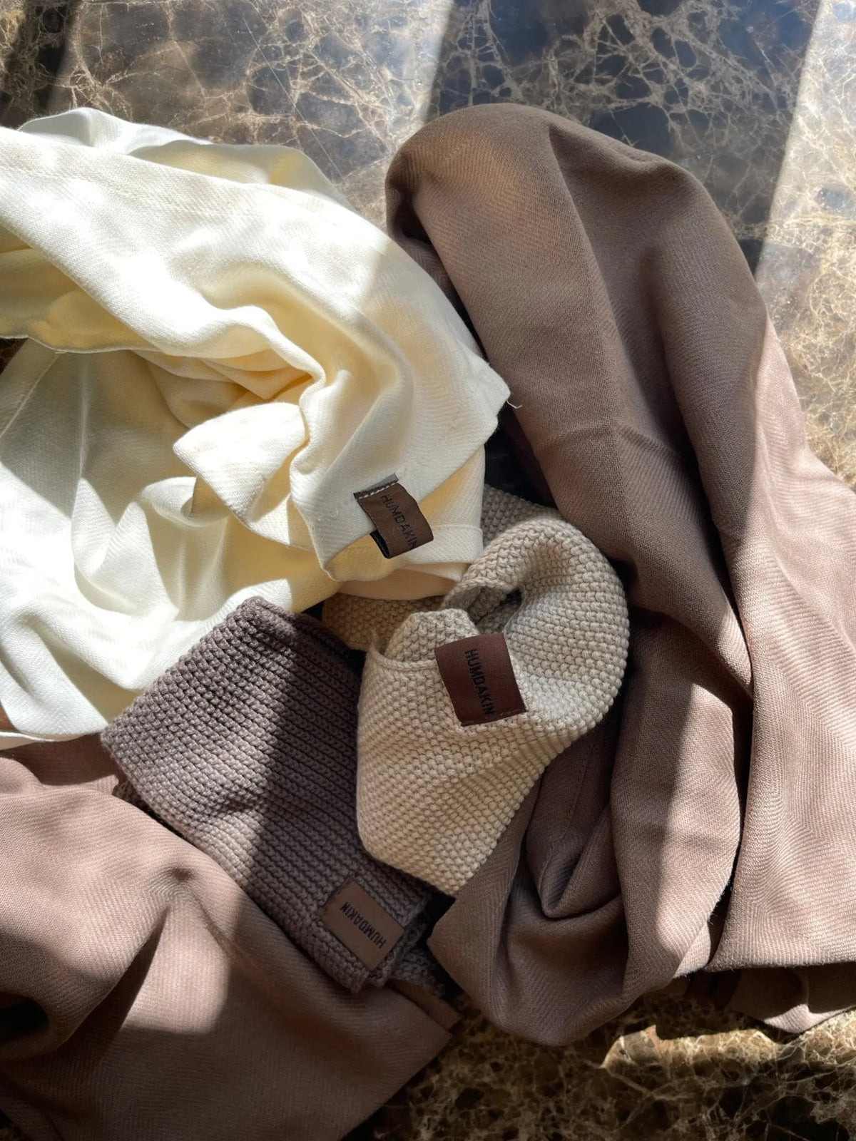 Humdakin neulottu tiskirätti shell - Laatukaluste