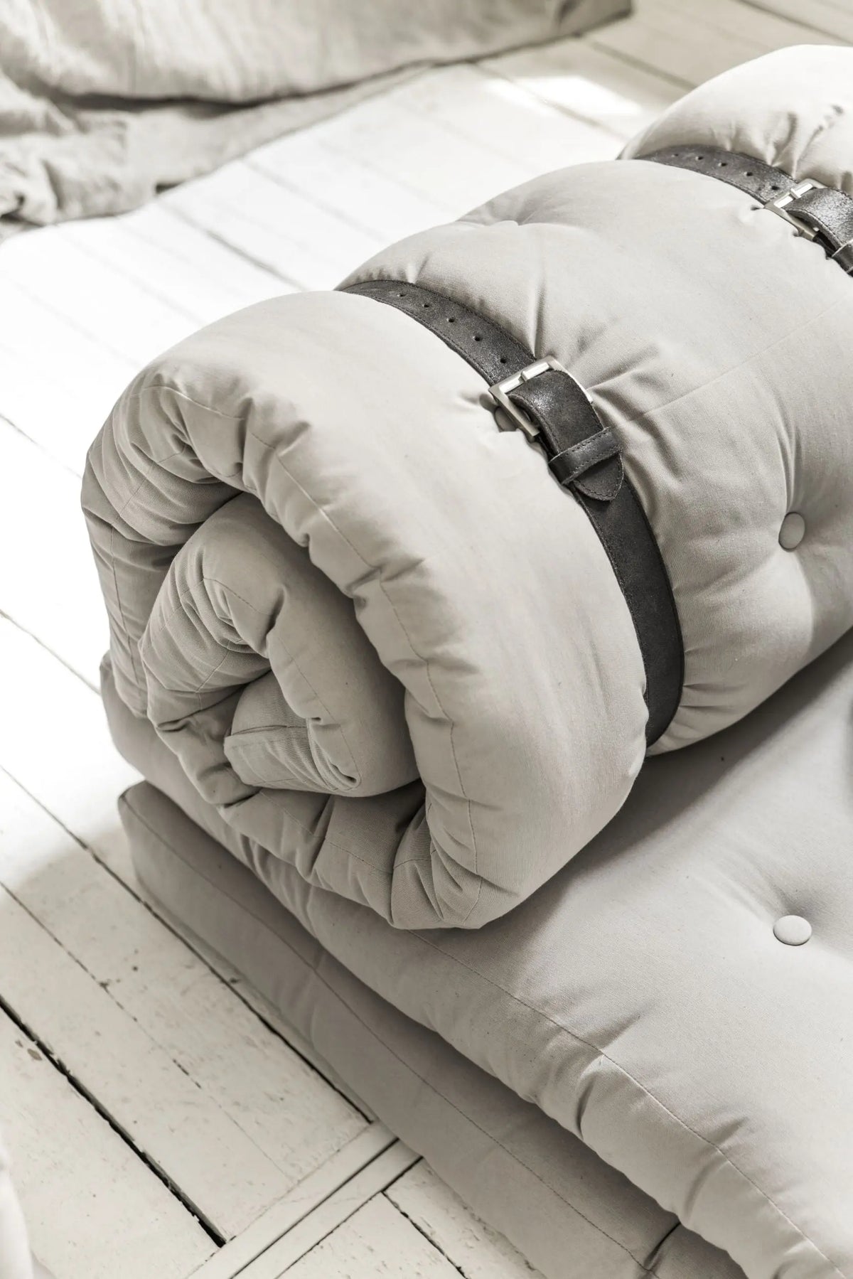 Karup Design Buckle-Up vuodetuoli natural Karup Design