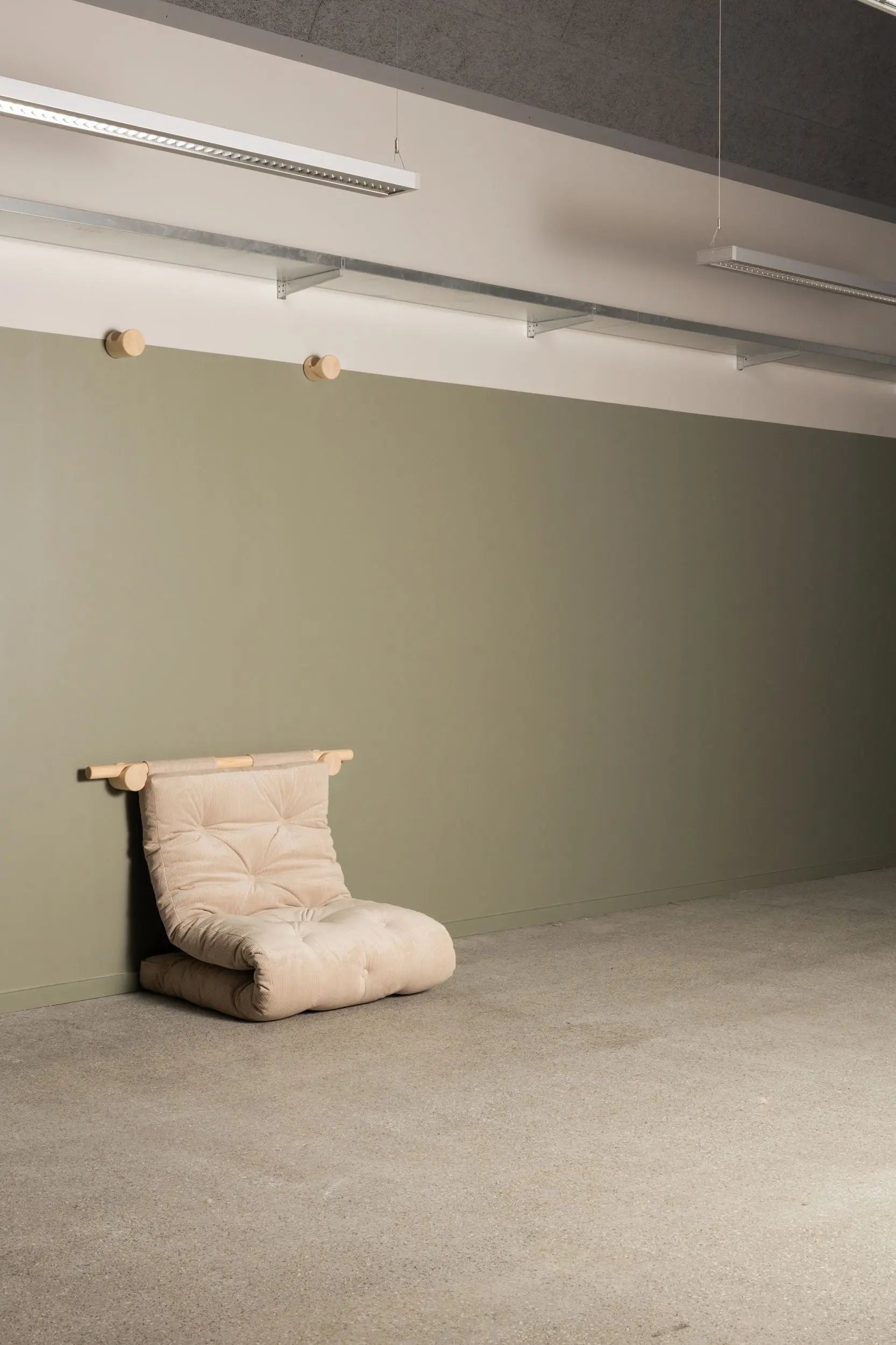 Karup Design Hooked vuodetuoli mänty/pellava Karup Design