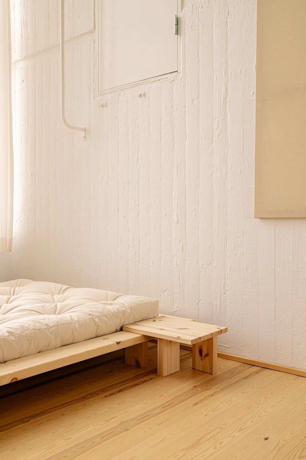 Karup Design Japan yöpöytä mänty Karup Design