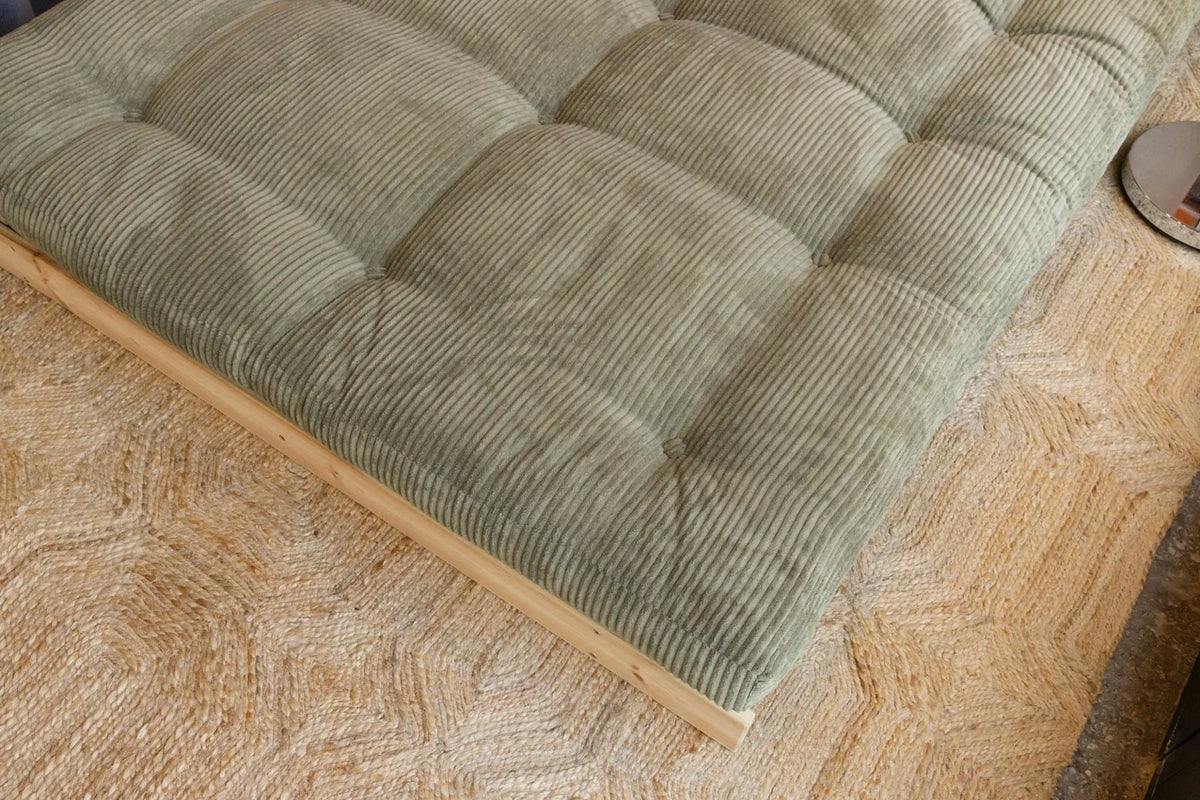 Karup Roots 140 vuodesohva mänty/khaki green Karup