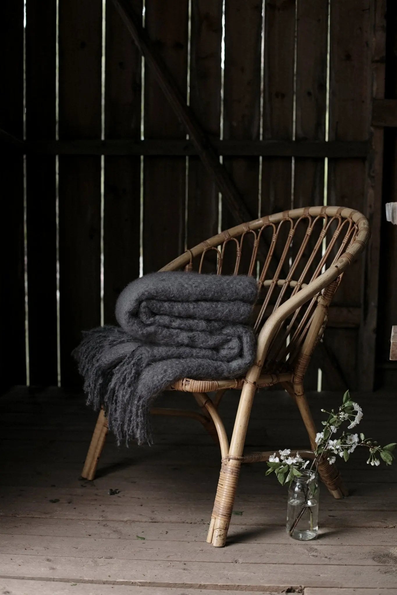 Lapuan Kankurit SAAGA UNI mohairhuopa savunharmaa - Laatukaluste