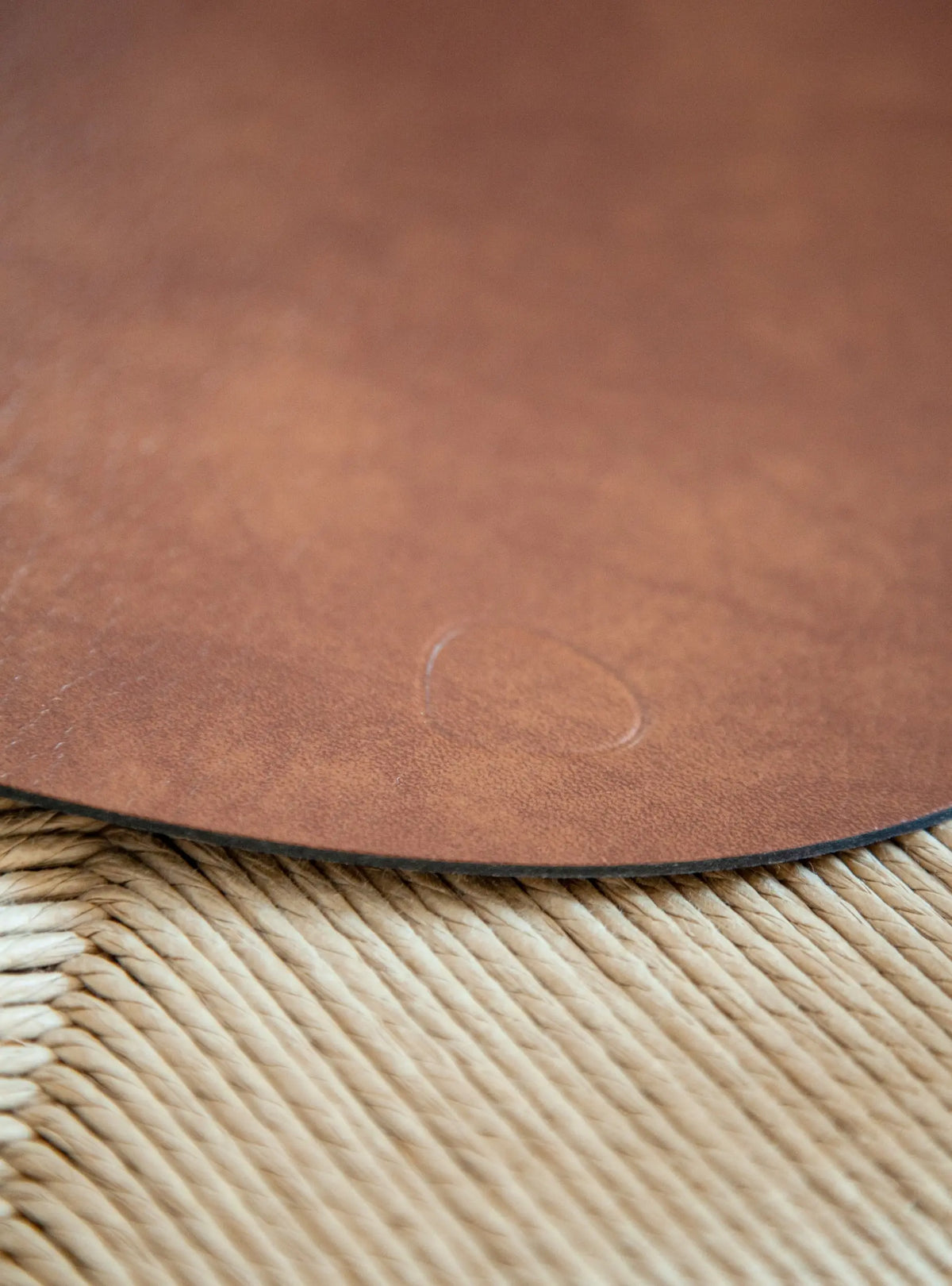 Lind DNA Curve L pöytätabletti nature Lind DNA