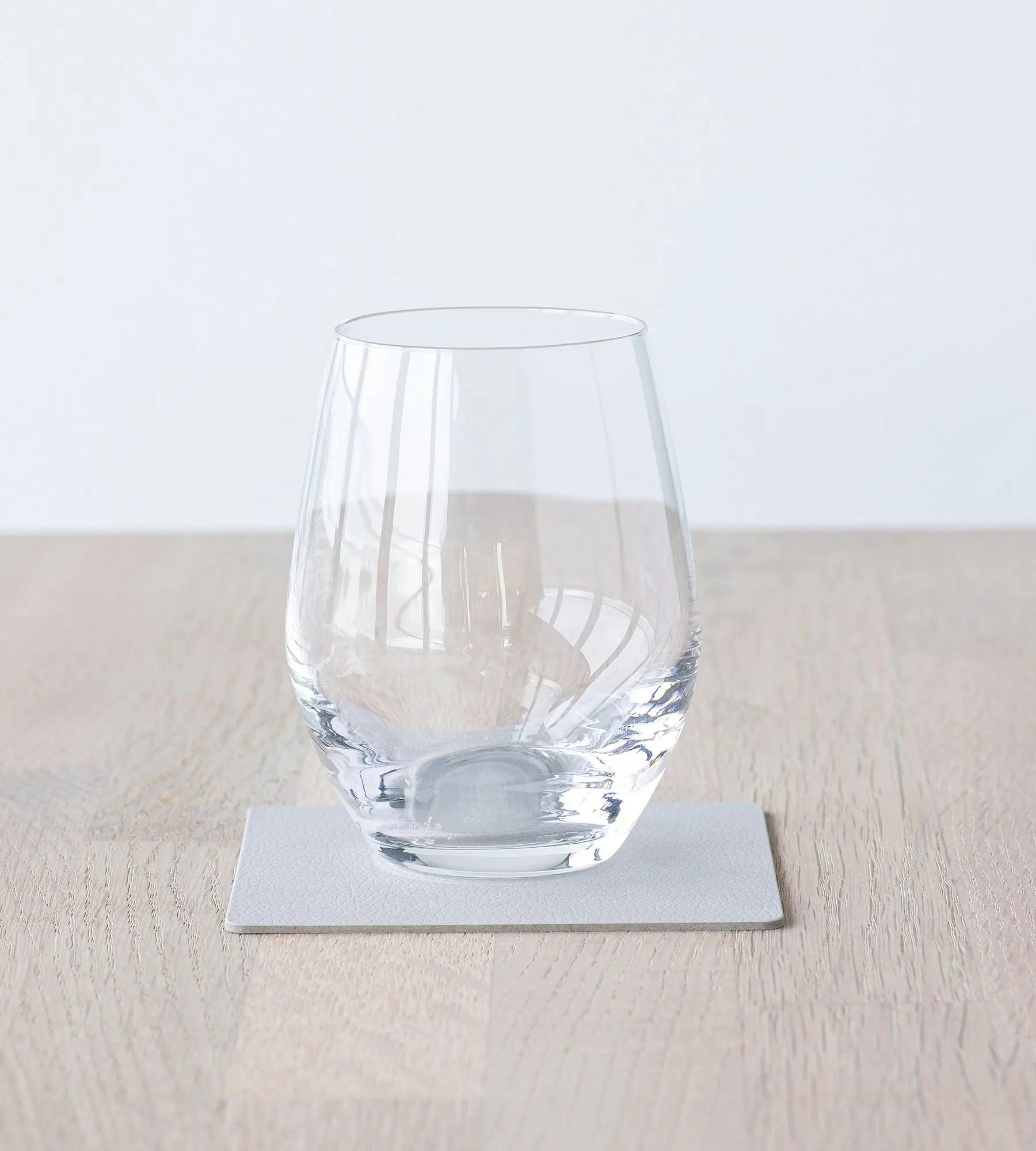 Lind DNA Square lasinalunen osterinvalkoinen Lind DNA