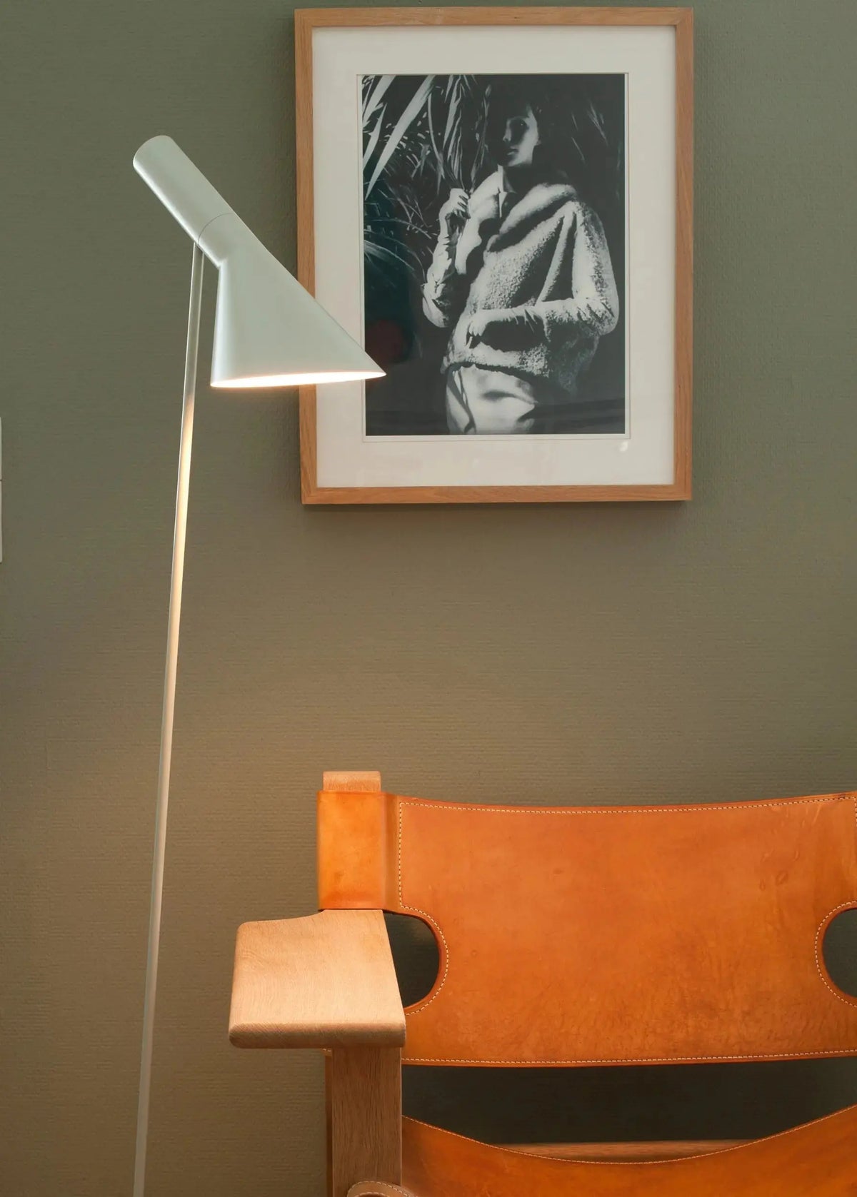 Louis Poulsen AJ lattiavalaisin valkoinen Louis Poulsen