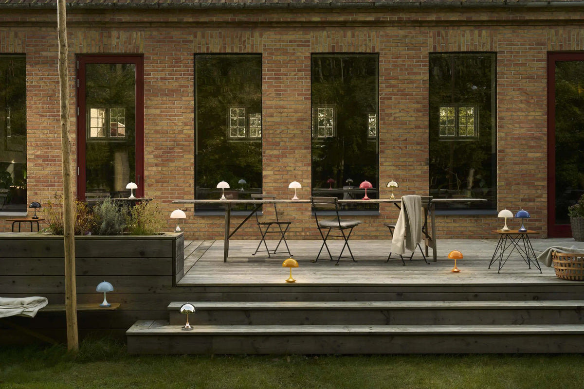 Louis Poulsen Panthella 160 Portable V3 pöytävalaisin kromi Louis Poulsen