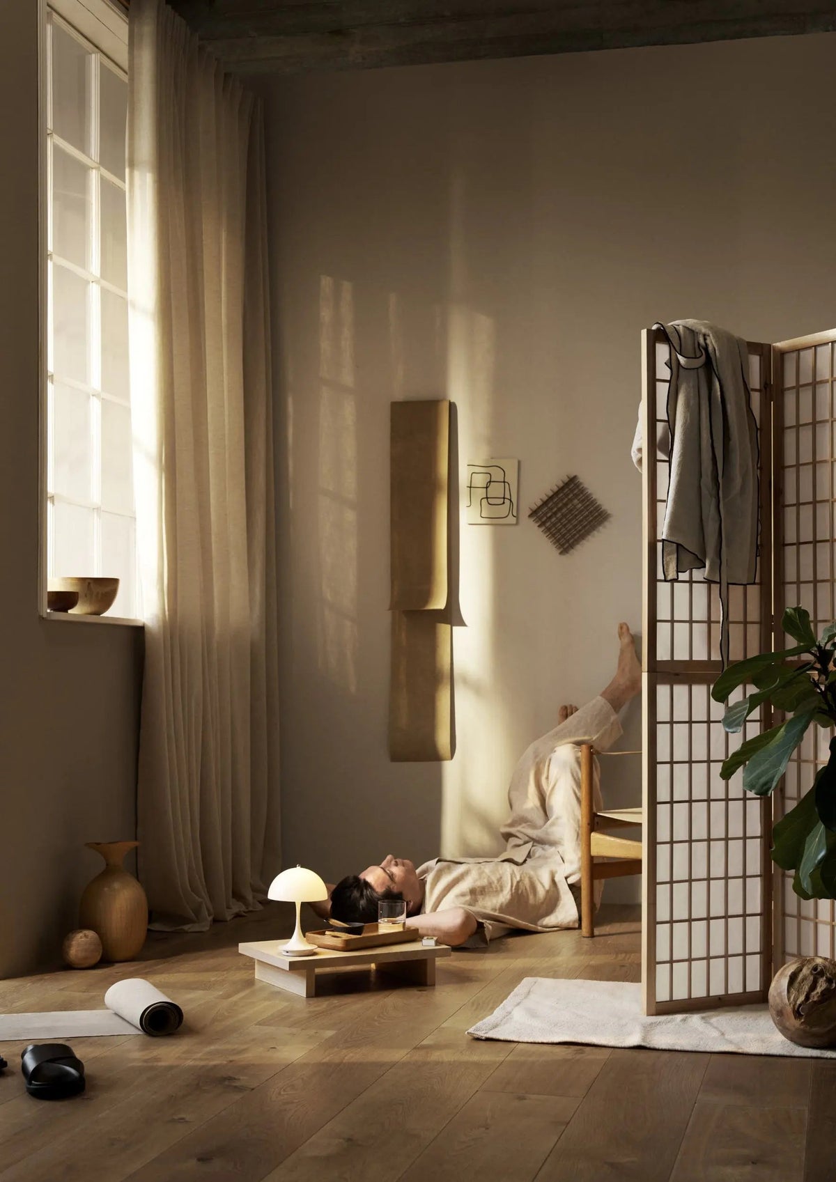 Louis Poulsen Panthella 160 Portable V3 pöytävalaisin beige Louis Poulsen