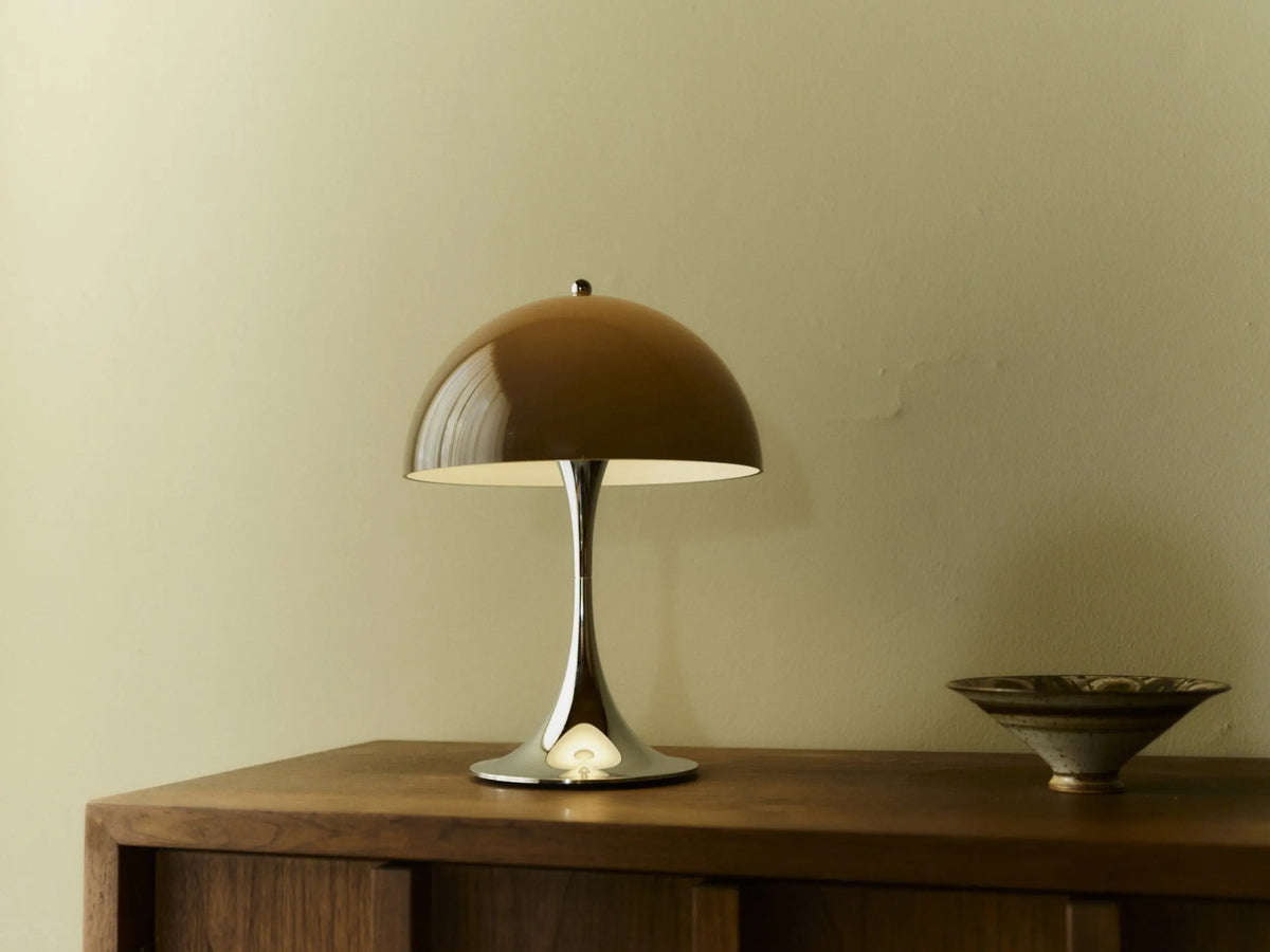 Louis Poulsen Panthella 250 Portable pöytävalaisin Original opal brown Louis Poulsen