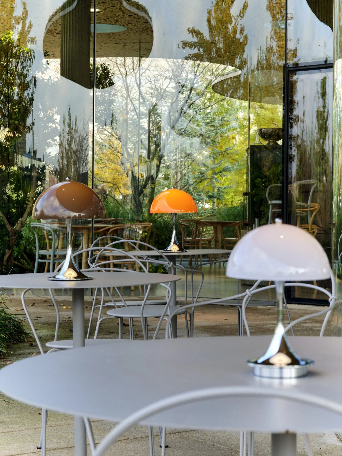 Louis Poulsen Panthella 250 Portable pöytävalaisin Original opal orange Louis Poulsen