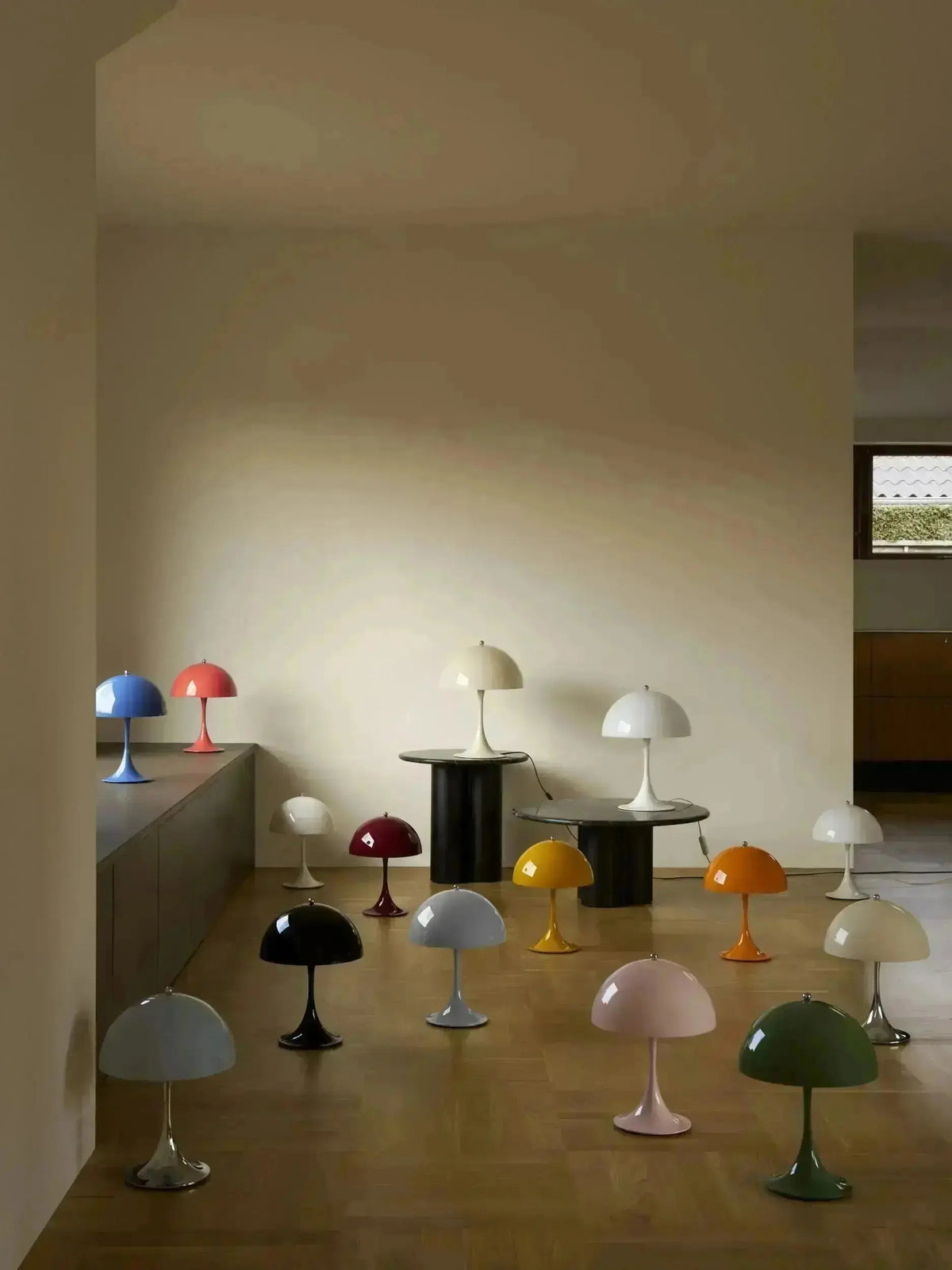 Louis Poulsen Panthella 250 Portable pöytävalaisin oranssi Louis Poulsen