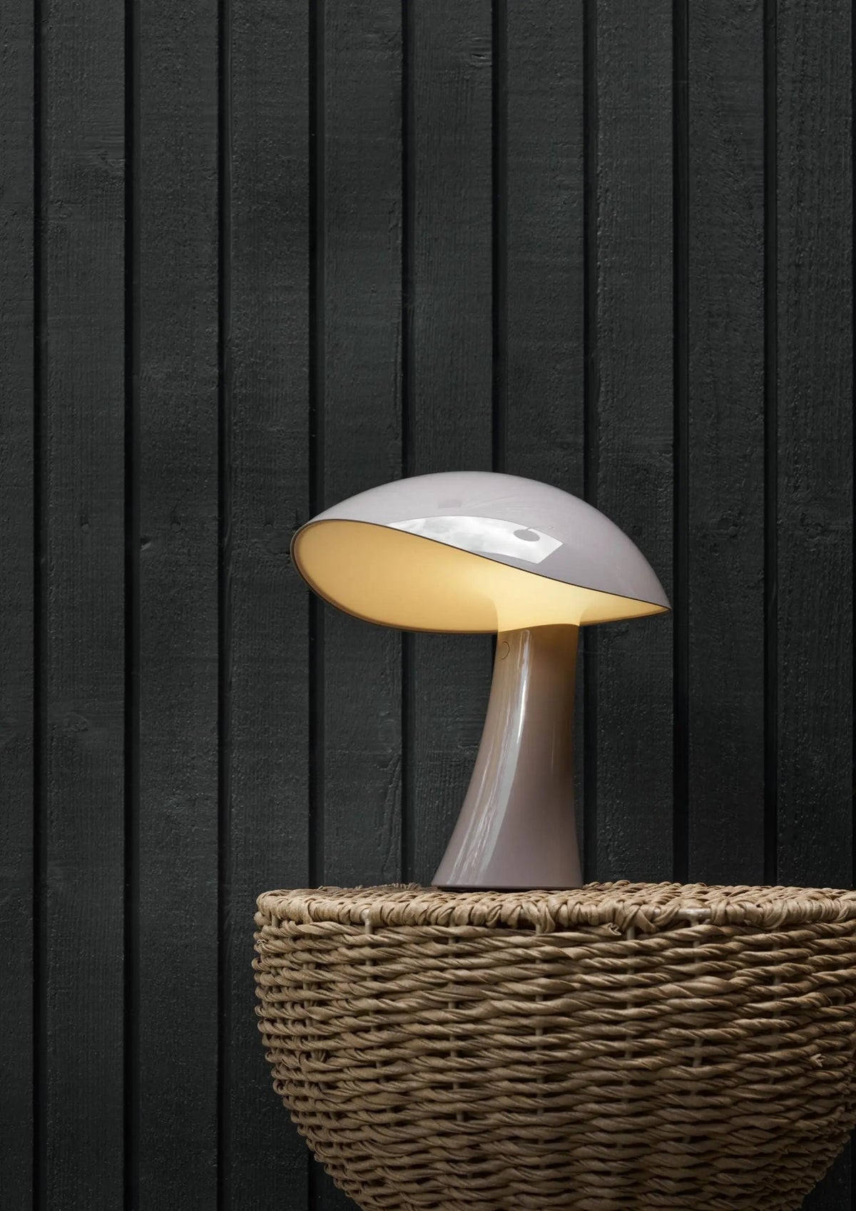 Louis Poulsen Rumee Portable pöytävalaisin harmaa Louis Poulsen