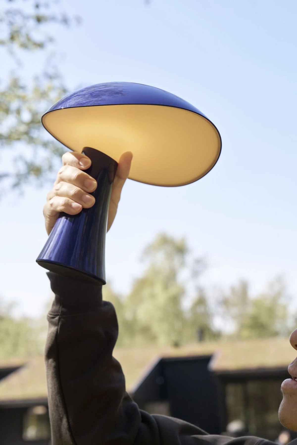 Louis Poulsen Rumee Portable pöytävalaisin sininen Louis Poulsen