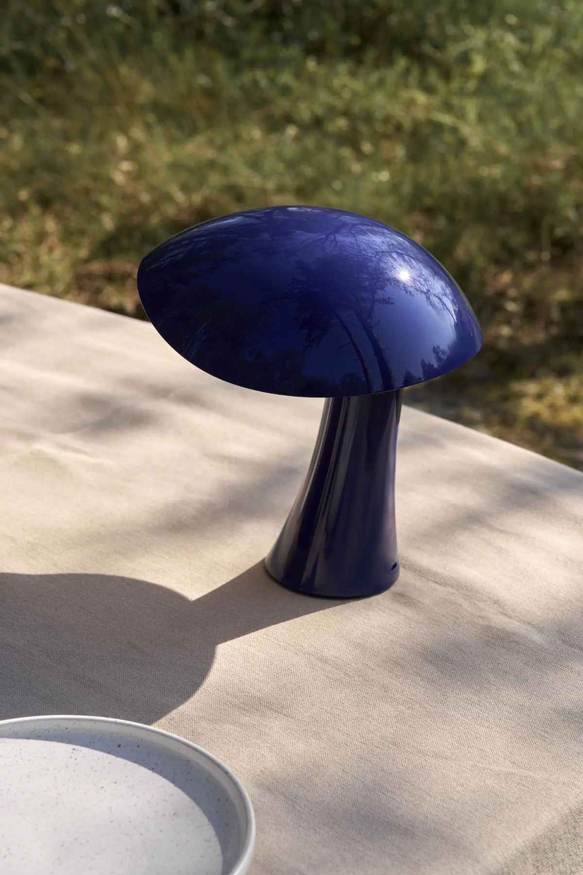 Louis Poulsen Rumee Portable pöytävalaisin sininen Louis Poulsen