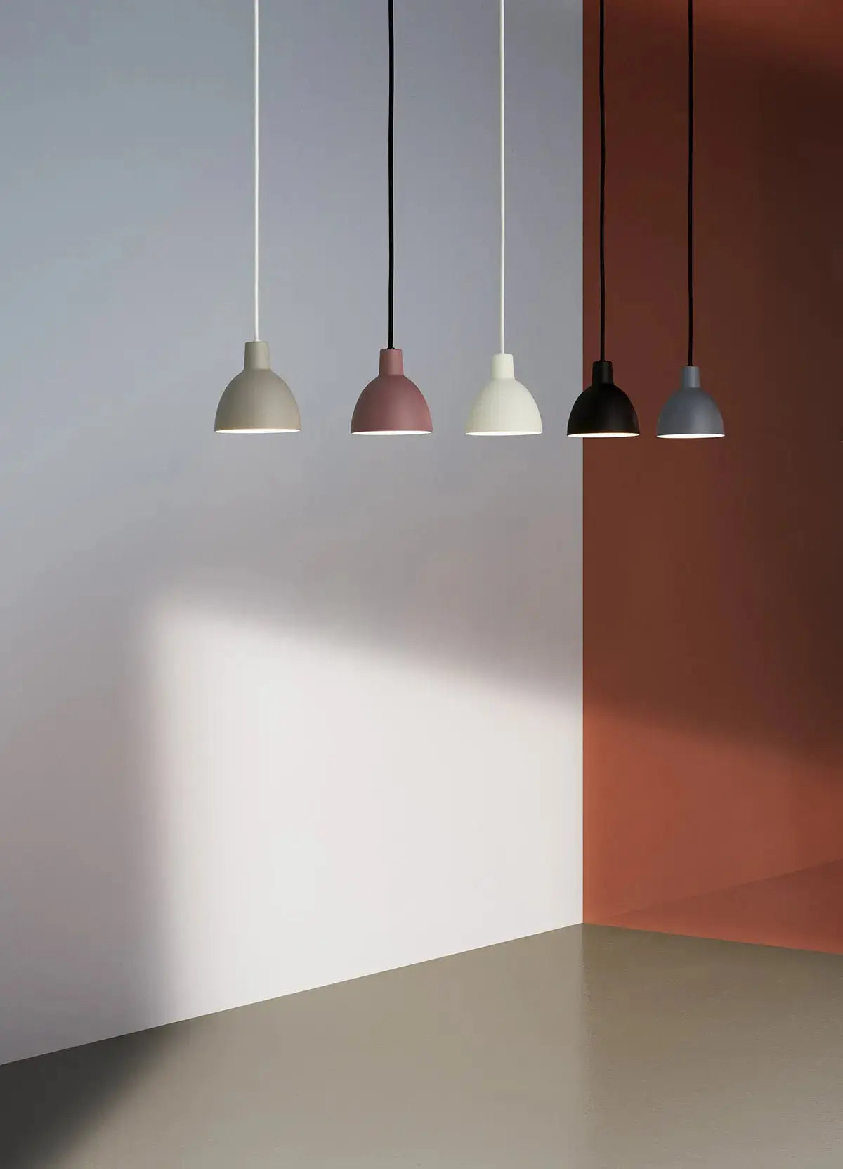 Louis Poulsen Toldbod 120 riippuvalaisin valkoinen Louis Poulsen