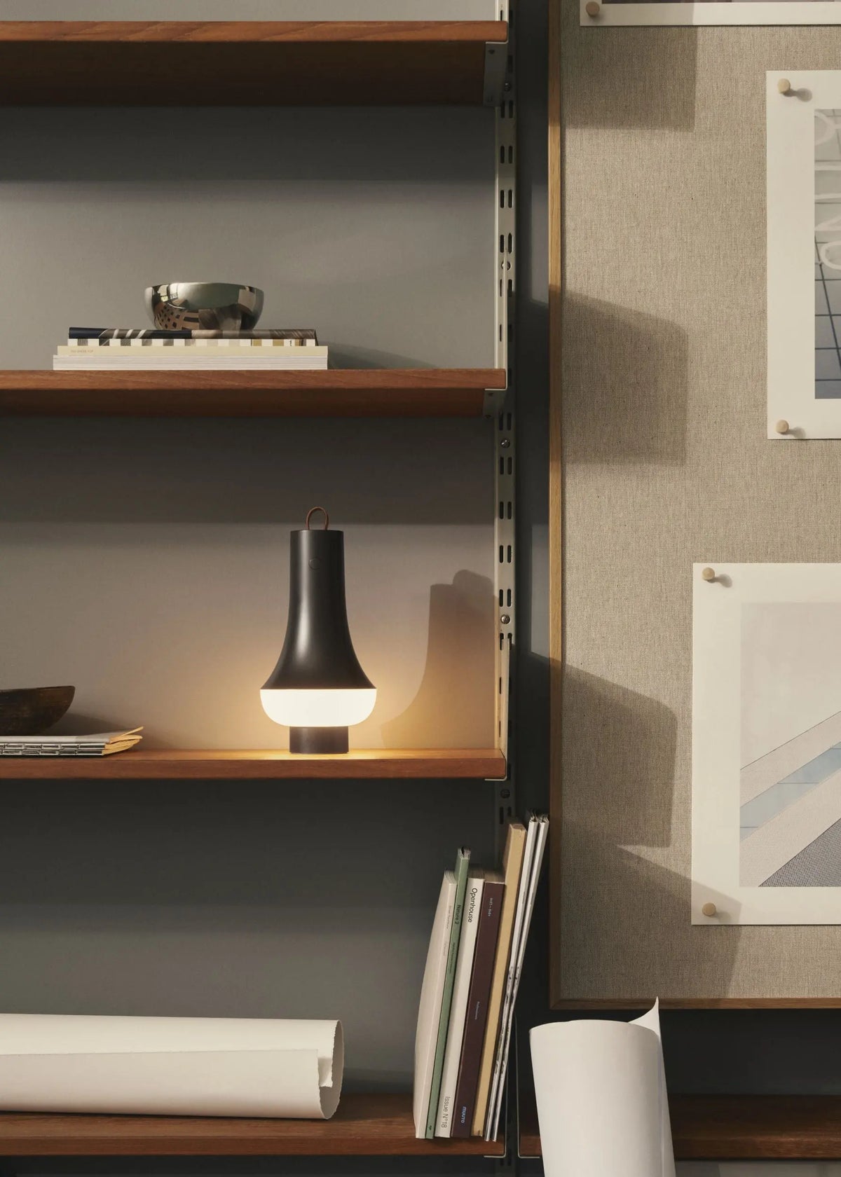 Louis Poulsen Tomoshi Portable pöytävalaisin tummanruskea Louis Poulsen