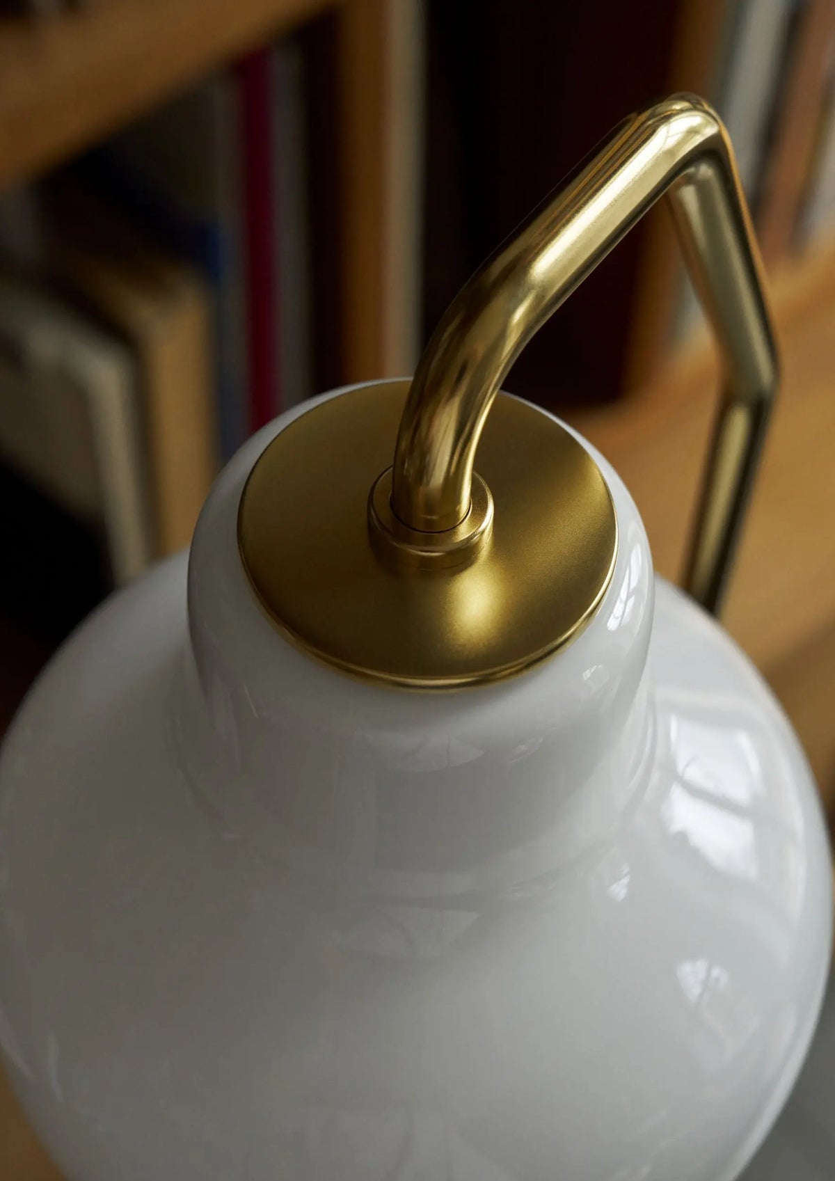 Louis Poulsen VL Ring Crown lattiavalaisin Louis Poulsen