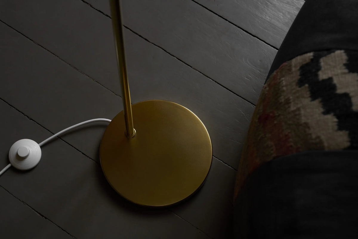 Louis Poulsen VL Ring Crown lattiavalaisin Louis Poulsen