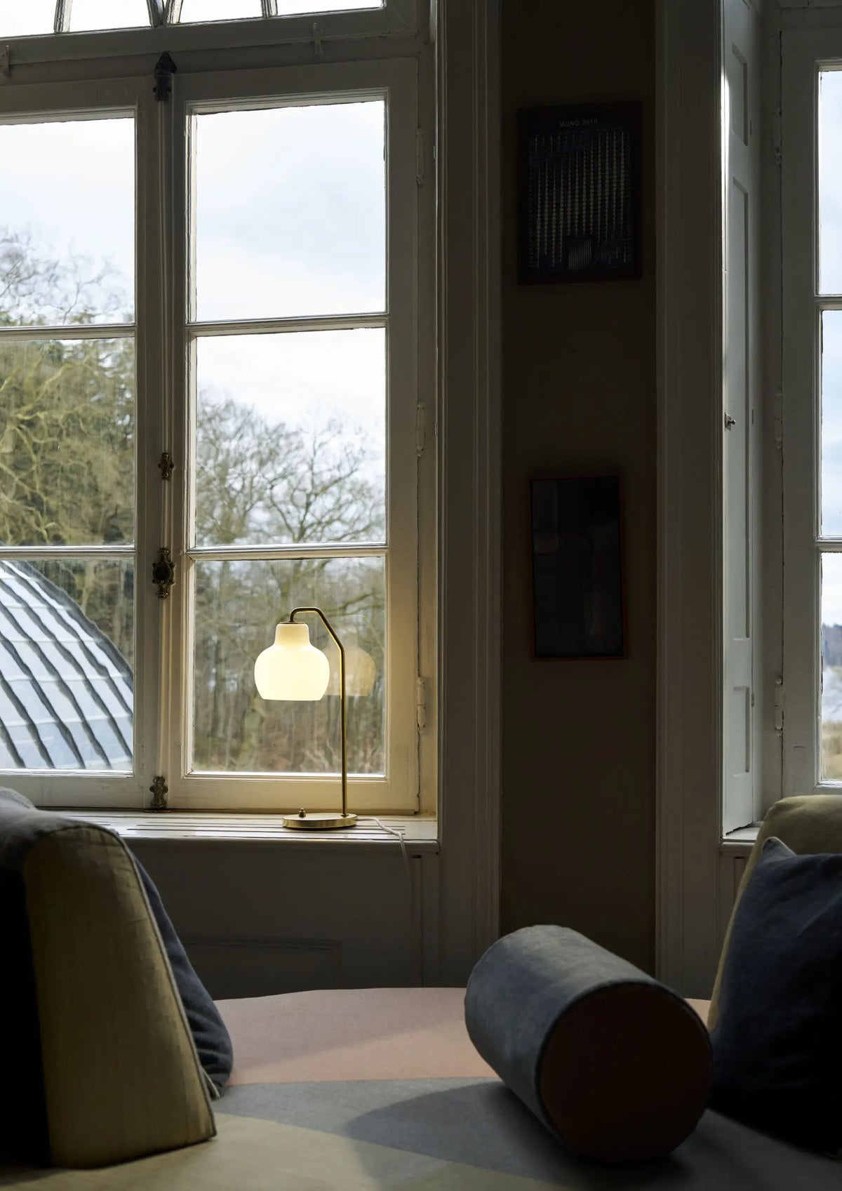 Louis Poulsen VL Ring Crown pöytävalaisin Louis Poulsen