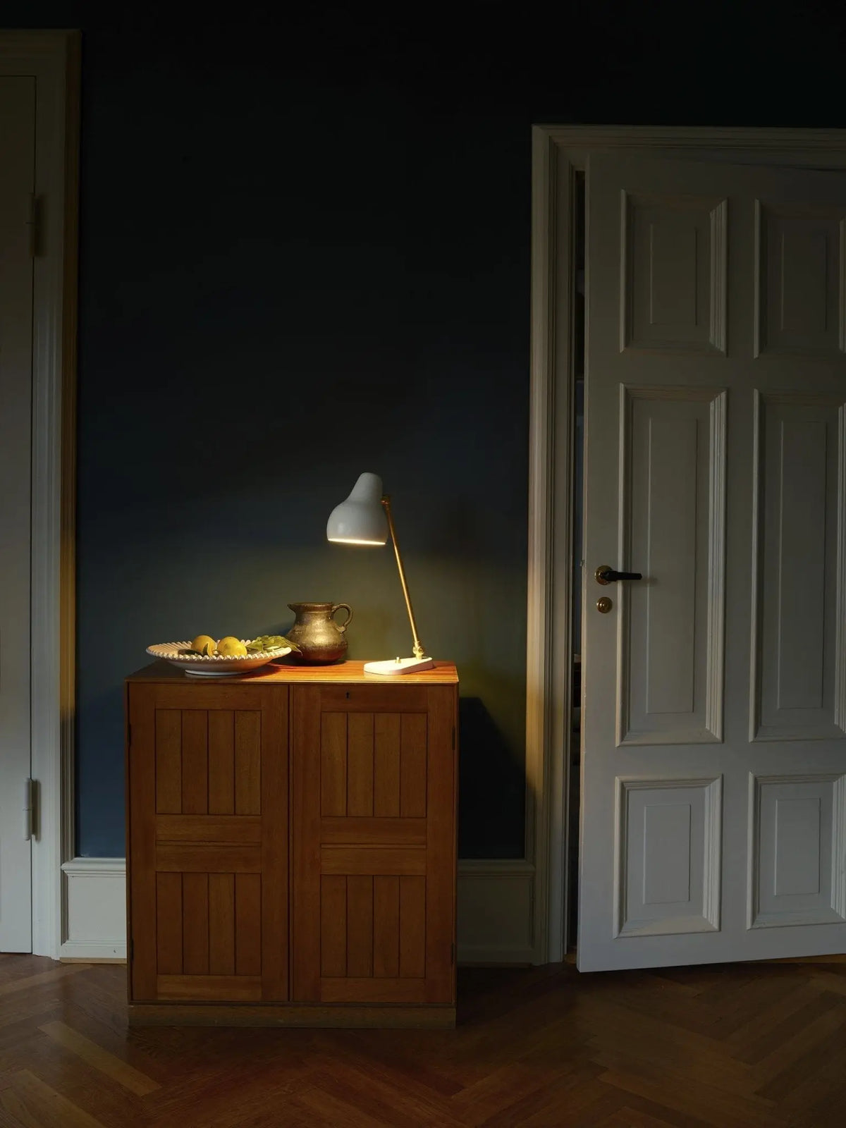 Louis Poulsen VL38 pöytävalaisin valkoinen - Laatukaluste