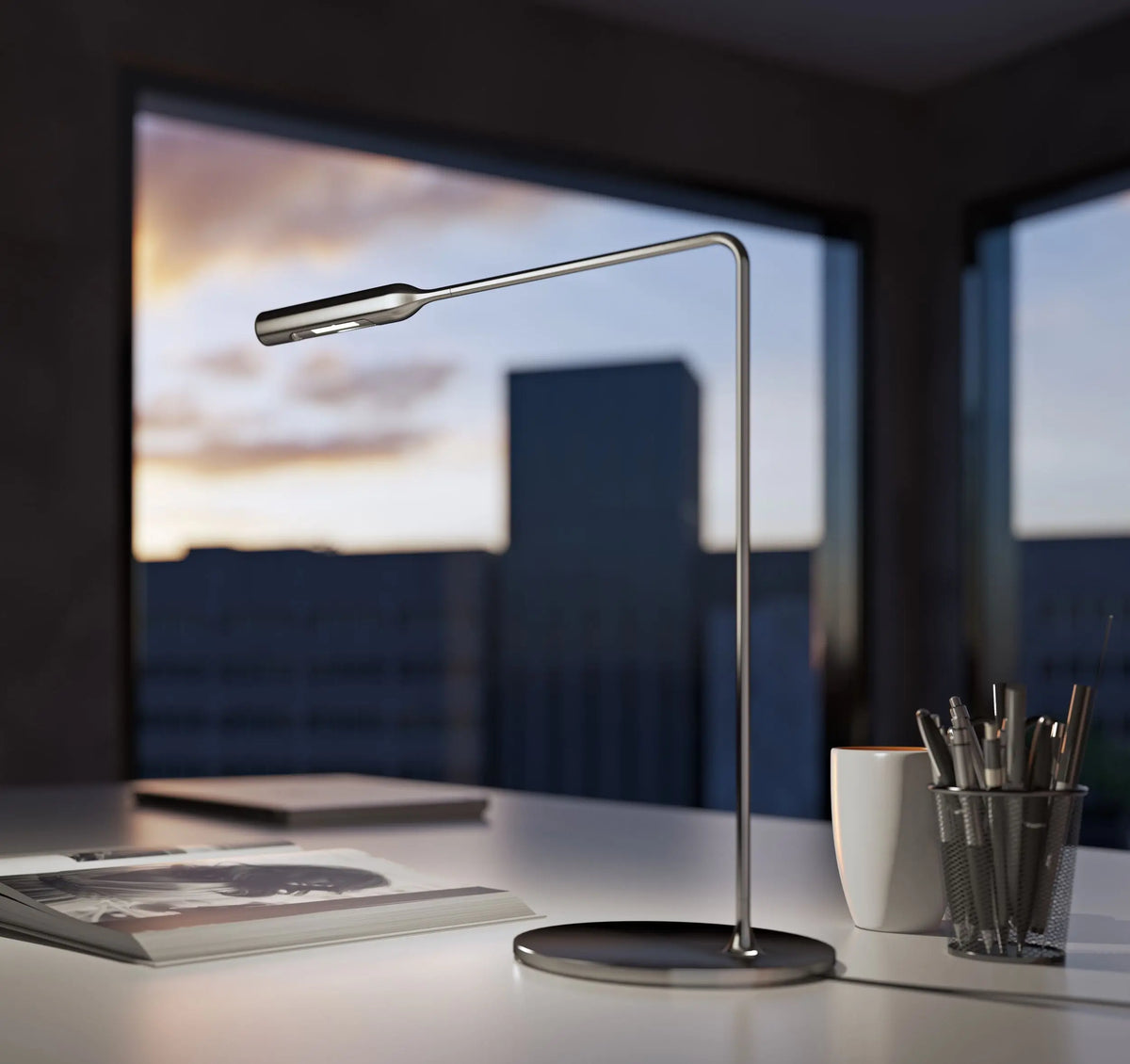 Lumina Flo Desk pöytävalaisin pehmeä musta Lumina