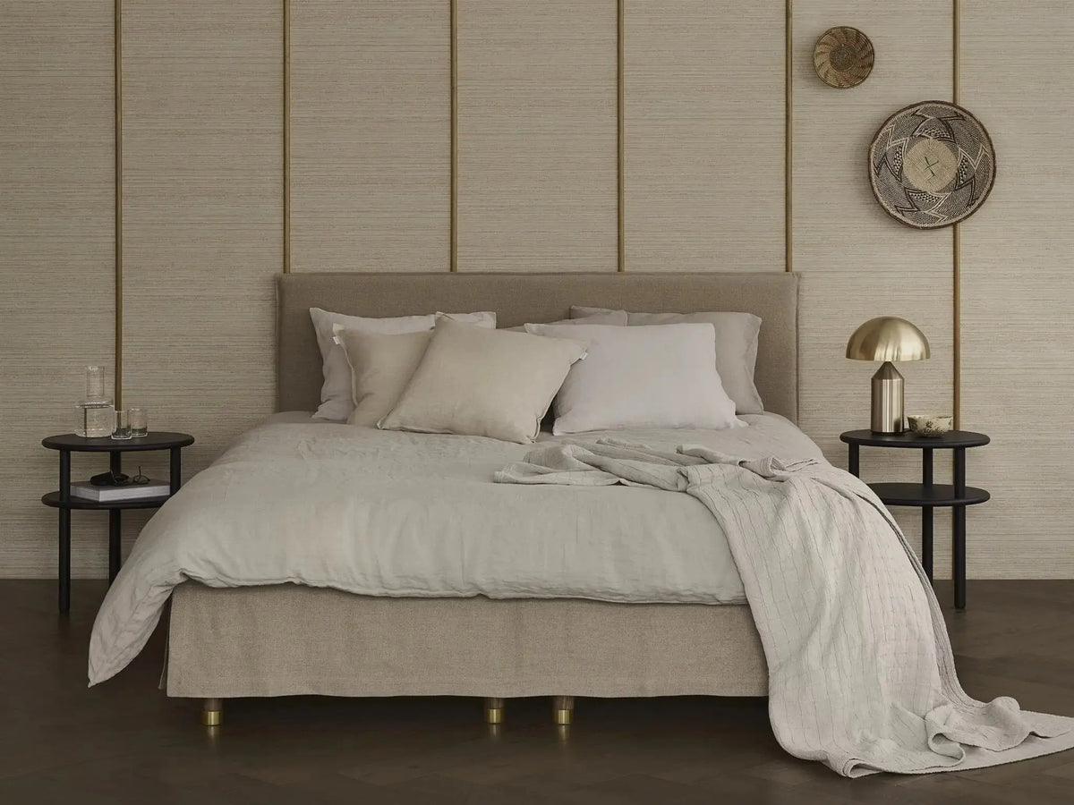 Matri Aava päiväpeitto 160x260 sand - Laatukaluste