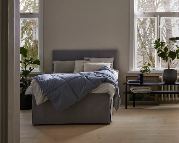 Matri Moona päiväpeitto 160x260 fog blue - Laatukaluste