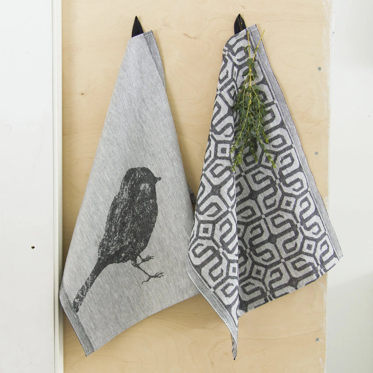 Miiko Louhi keittiöpyyhe 45x55 cm - Laatukaluste