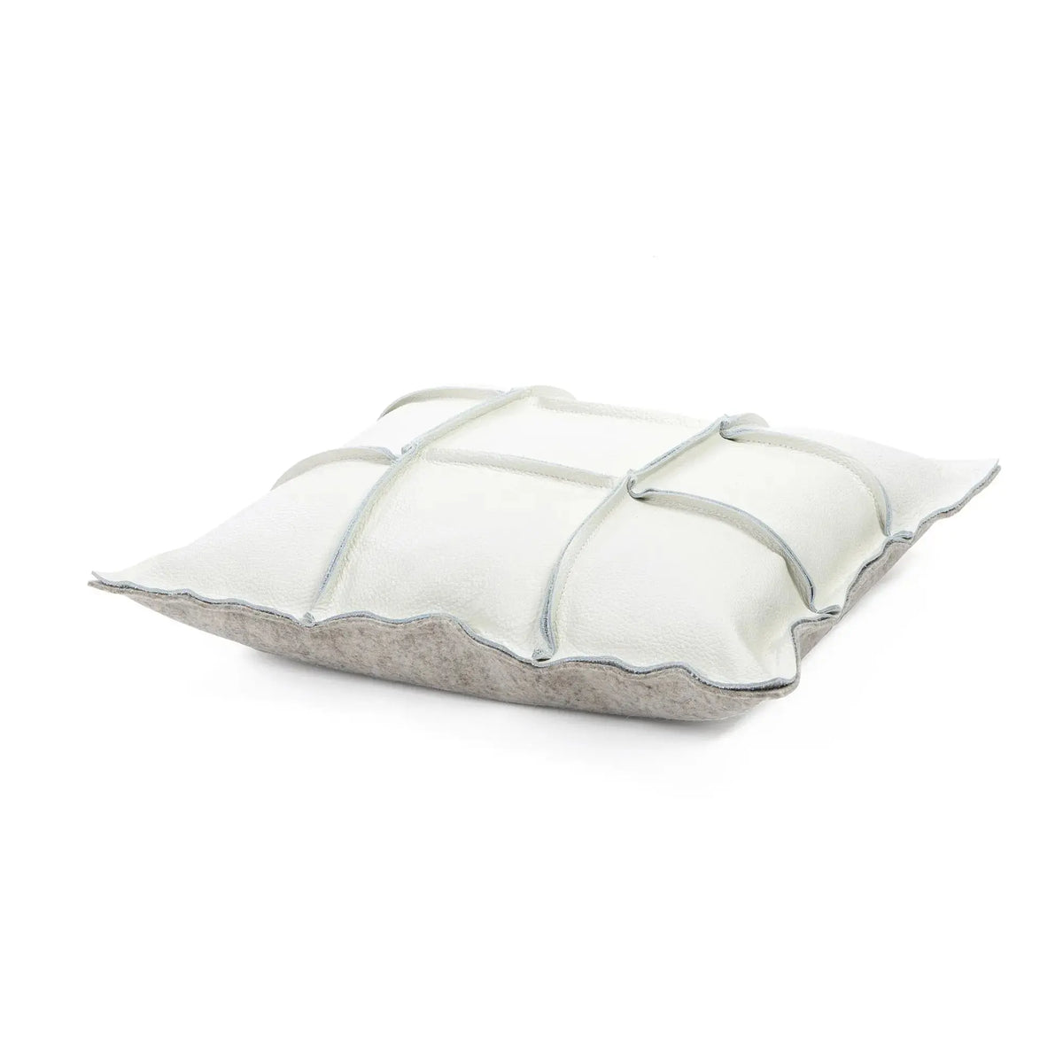 Miiko Väre neliötyyny valkoinen - Laatukaluste