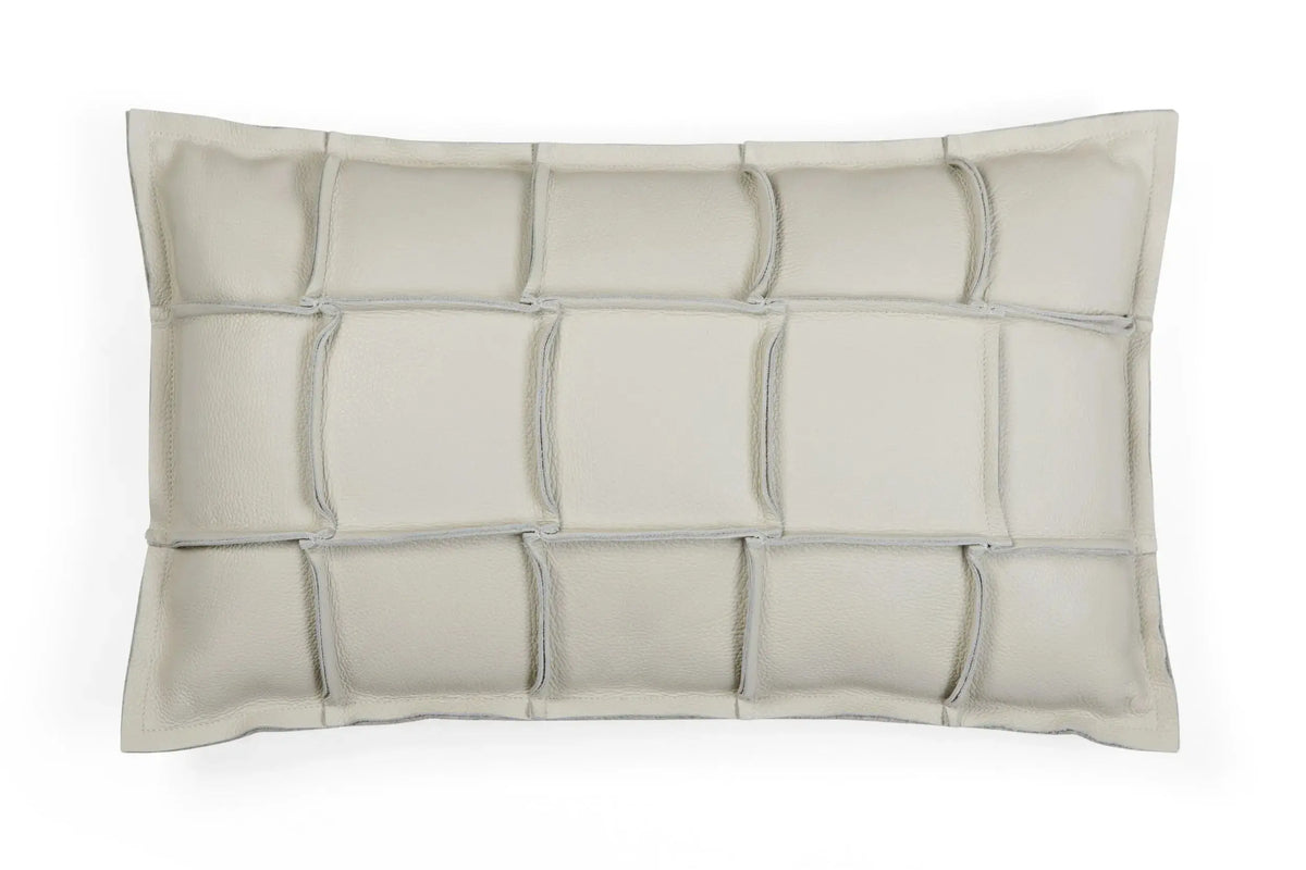 Miiko Väre tyyny kitti Miiko