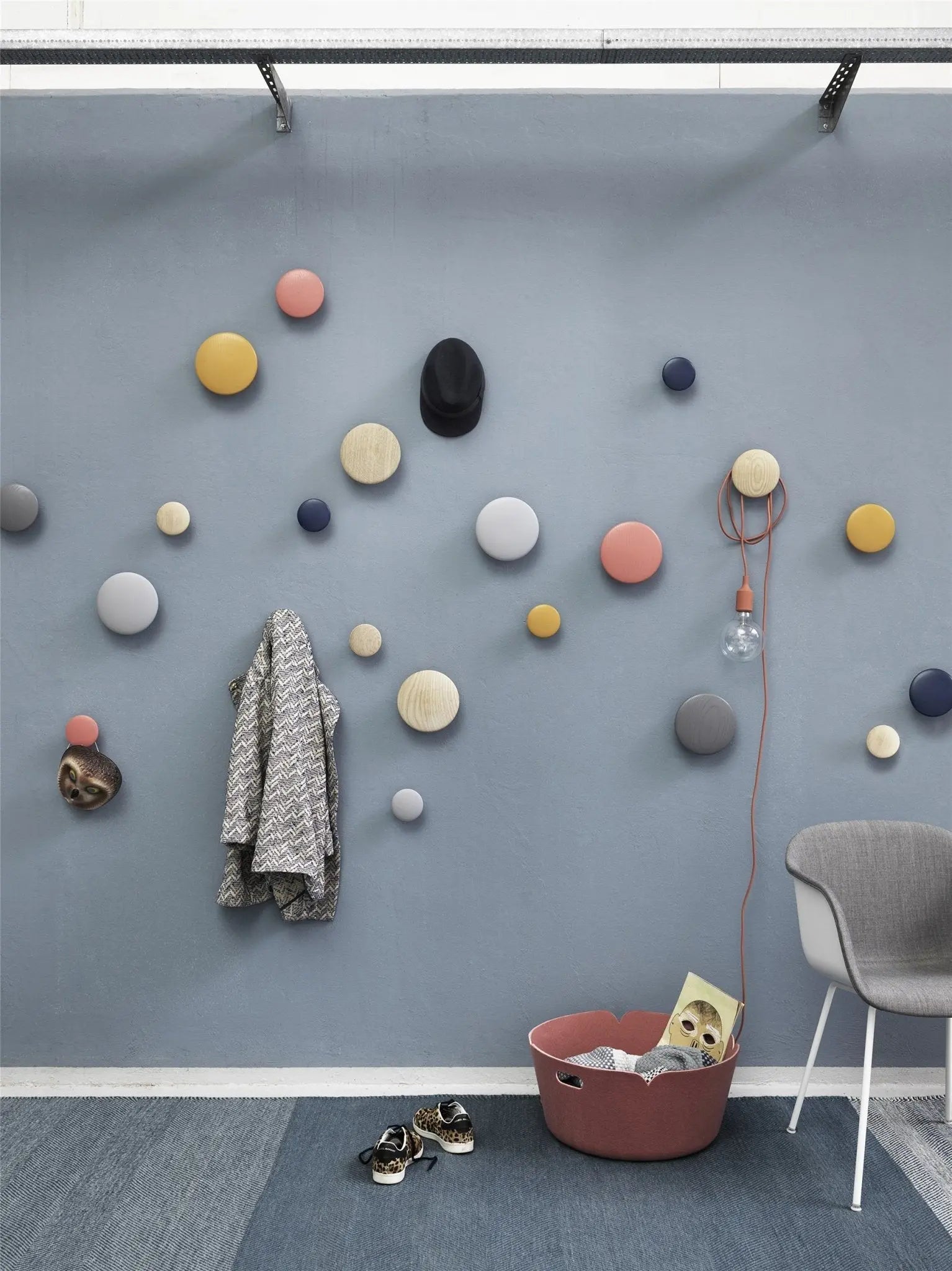Muuto Dots ripustin L - Laatukaluste