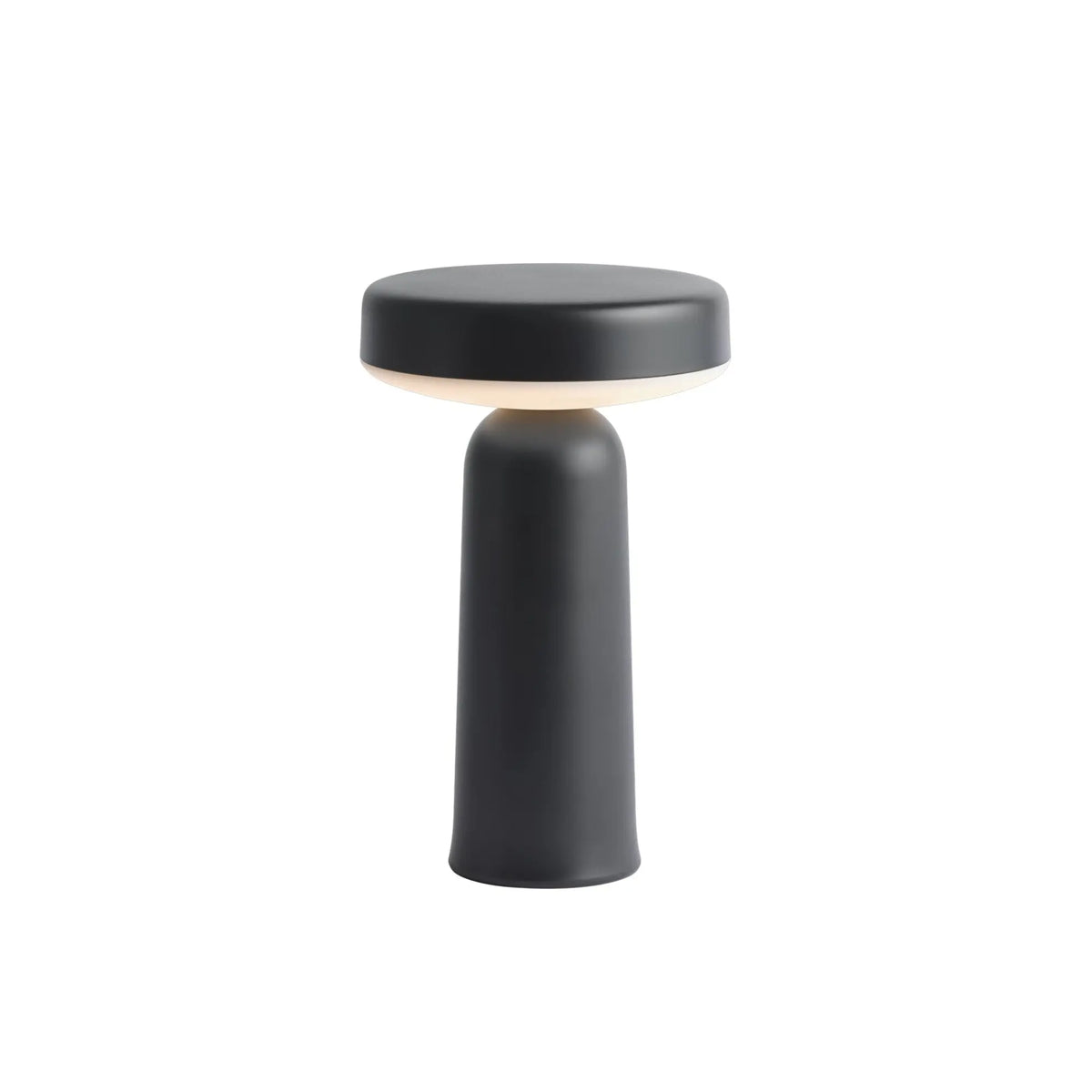 Muuto Ease Portable pöytävalaisin musta - Laatukaluste