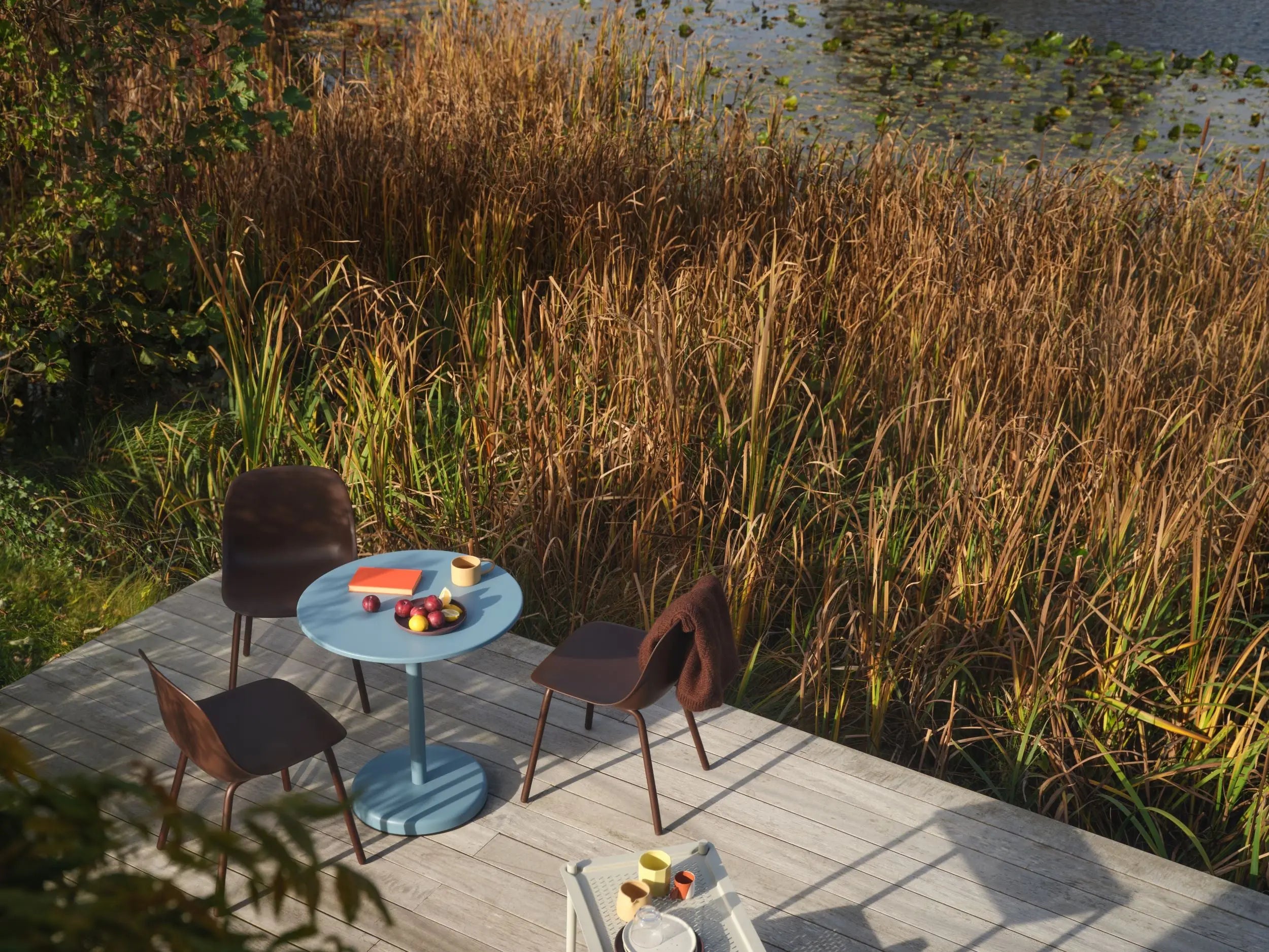 Muuto Fiber Outdoor tuoli punaruskea Muuto