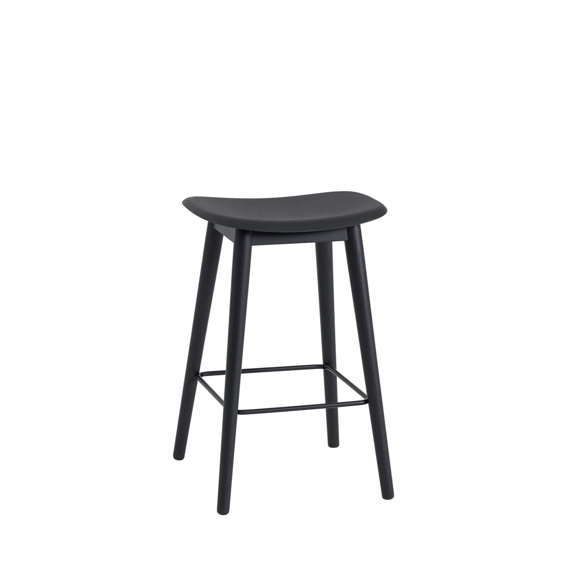 Muuto Fiber baarituoli, tammijalat, musta - Laatukaluste