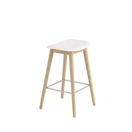 Muuto Fiber baarituoli, tammijalat, tammi/valkoinen - Laatukaluste