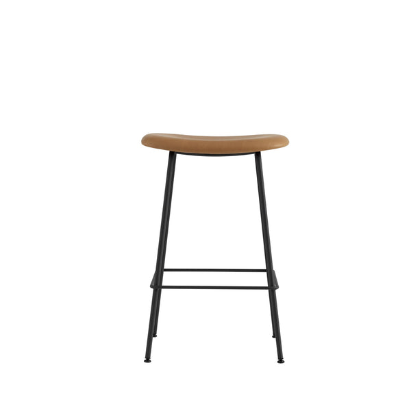 Muuto Fiber baarituoli, teräsjalat, konjakki/musta - Laatukaluste