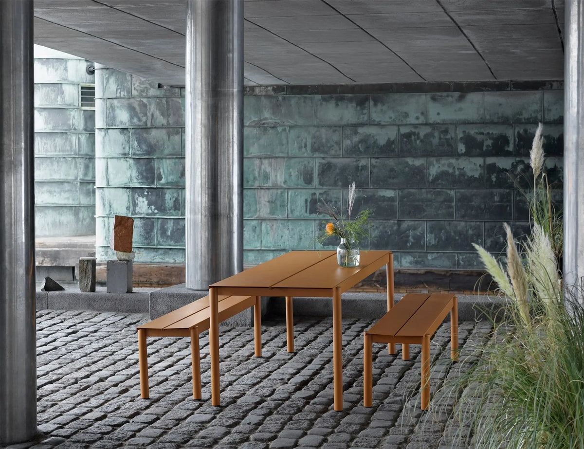 Muuto Linear pöytä 140x75cm vihreä - Laatukaluste