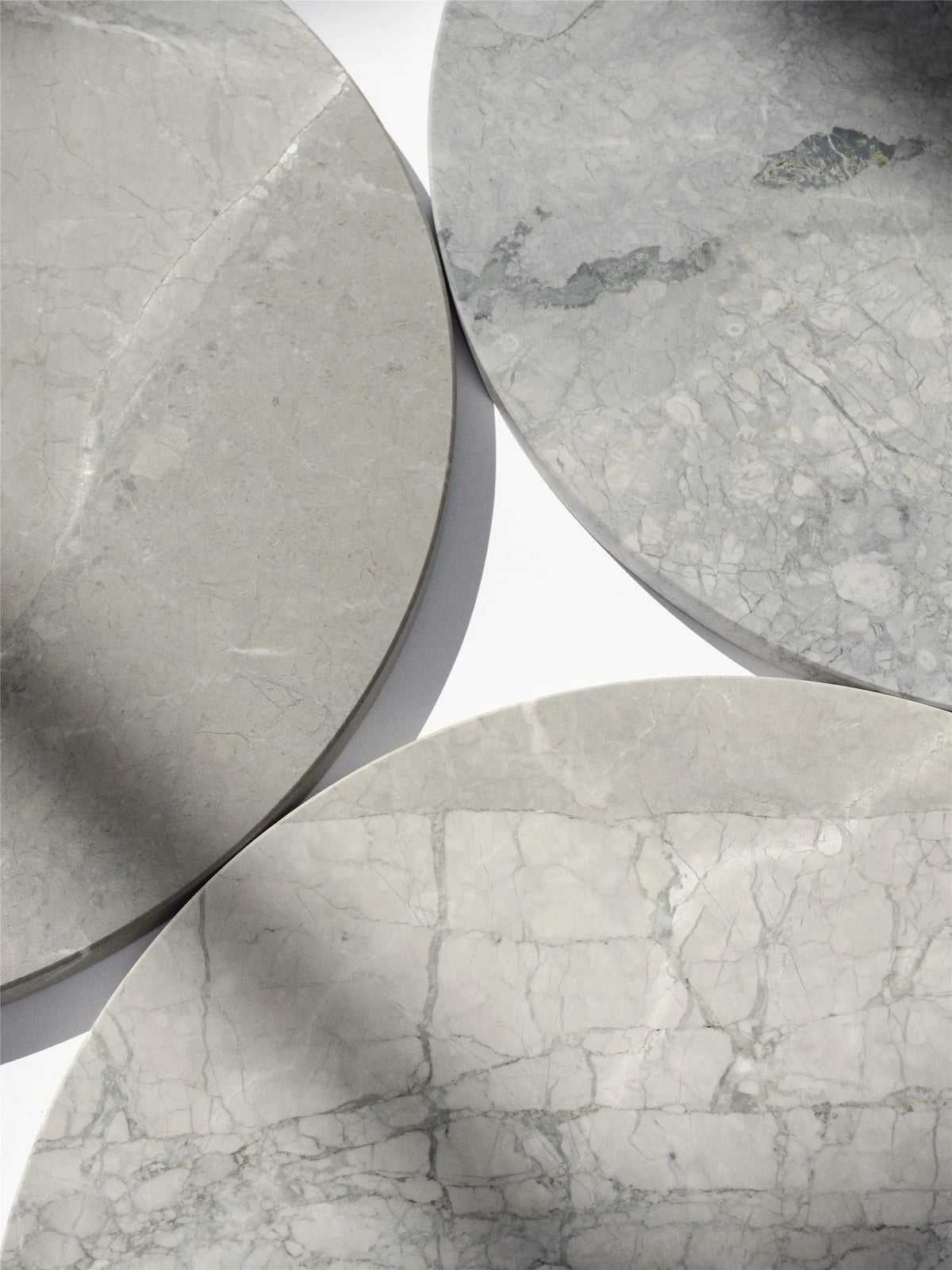 Muuto Midst sohvapöytä harmaa marmori/tummanpunainen Muuto