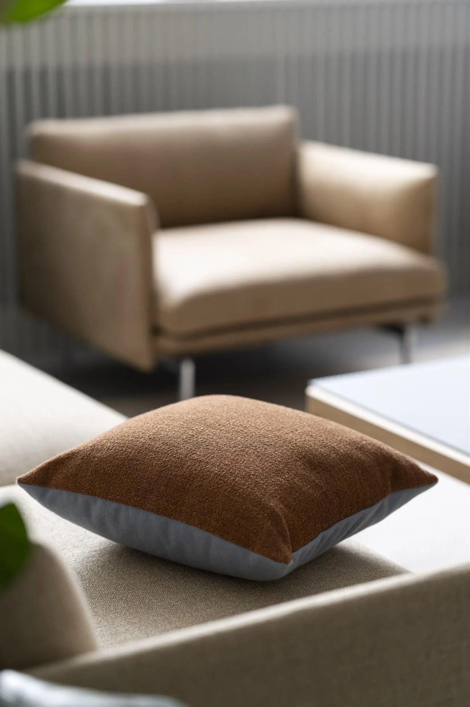 Muuto Mingle tyyny 45x45 kupari/vaaleansininen Muuto