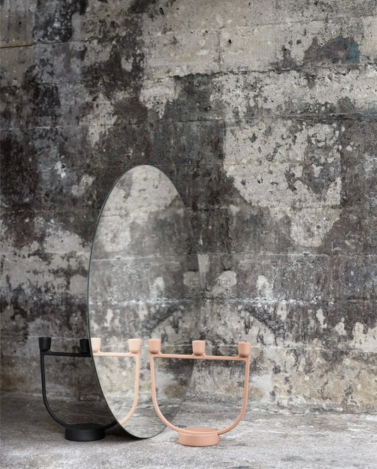 Muuto Open Candelabra kynttelikkö musta - Laatukaluste